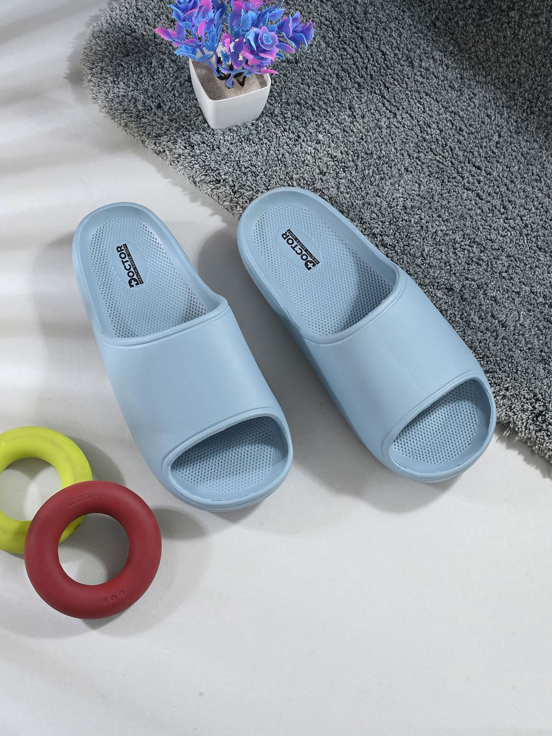 

DOCTOR HEALTH SUPER SOFT Women Sliders, Blue