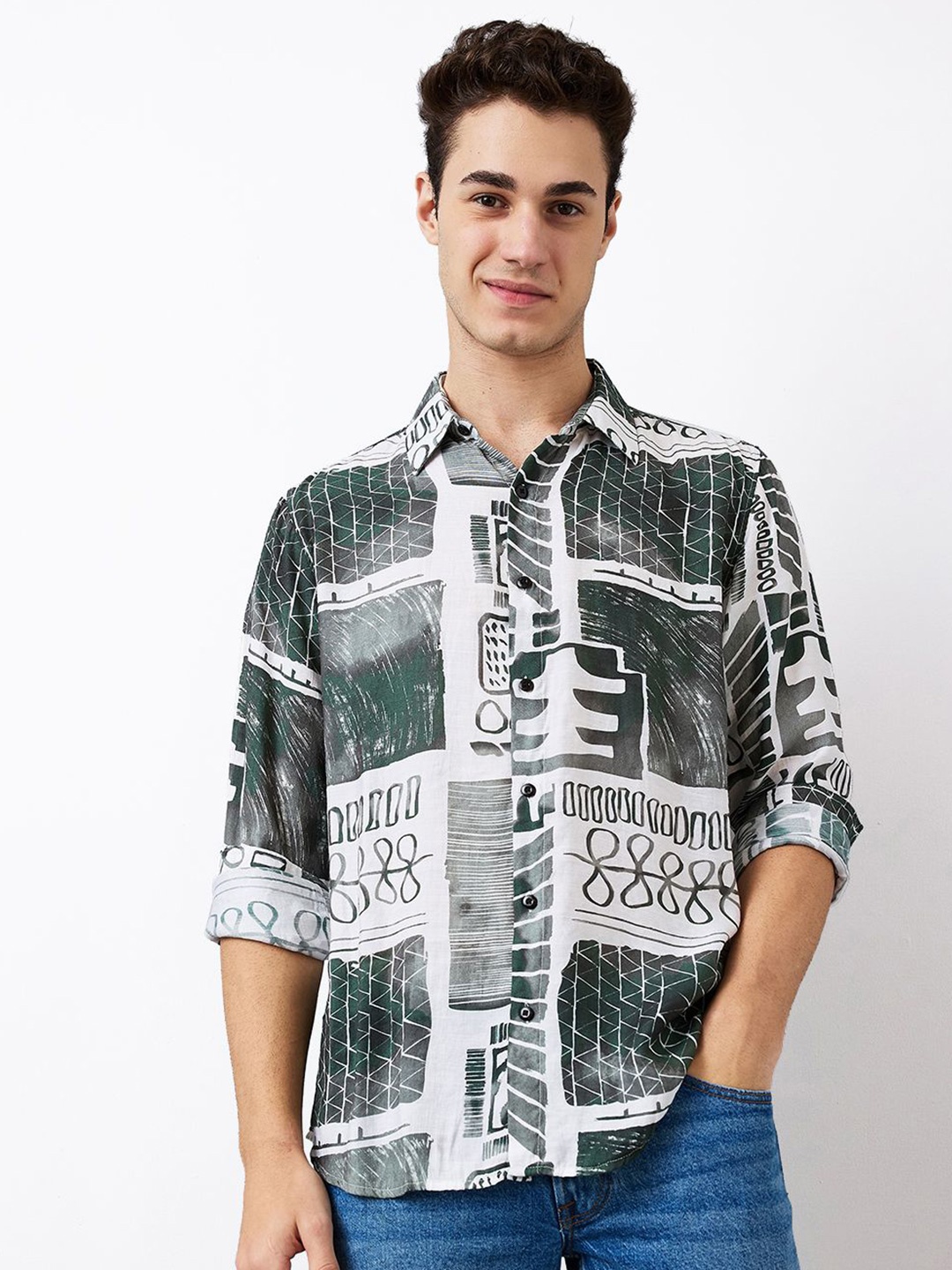 

SPYKAR Men Spread Collar Abstract Printed Casual Shirt, White