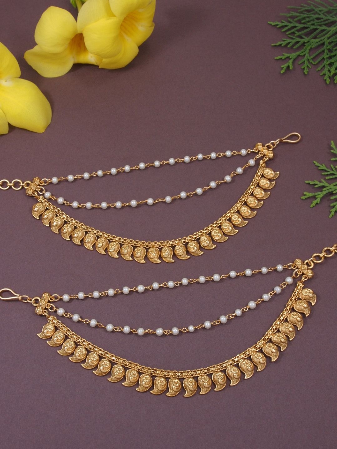 

I Jewels Gold-Plated Artificial Beaded Contemporary Shaped Earchain