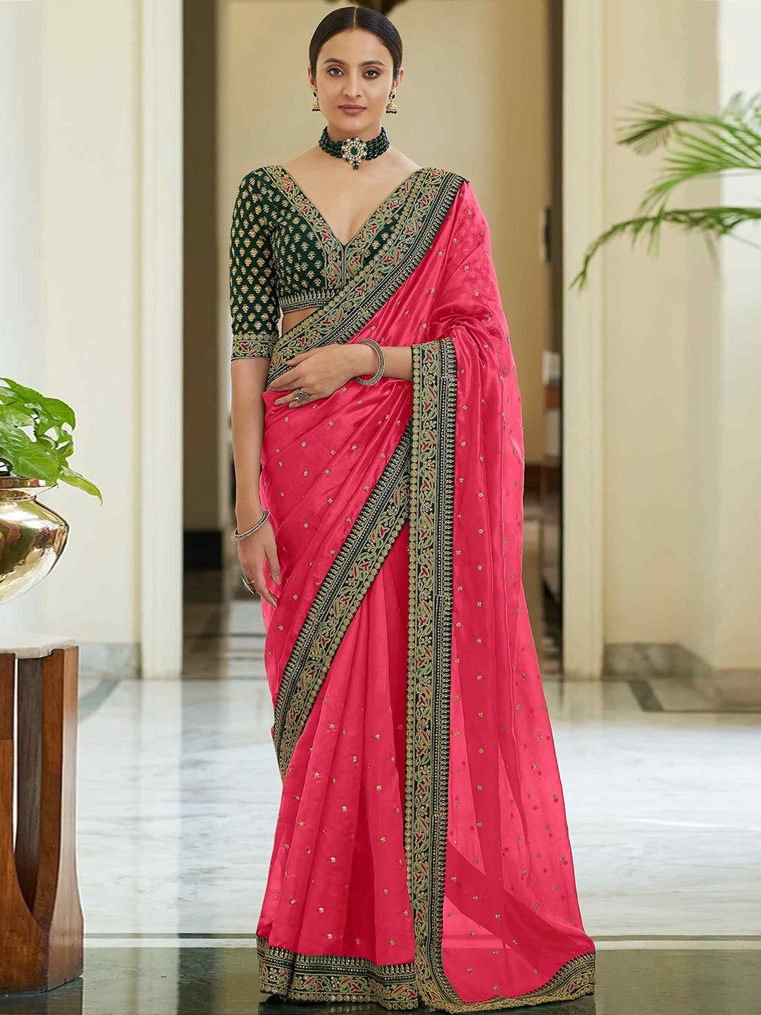 

DIVINE EXIM Embellished Embroidered Saree, Pink