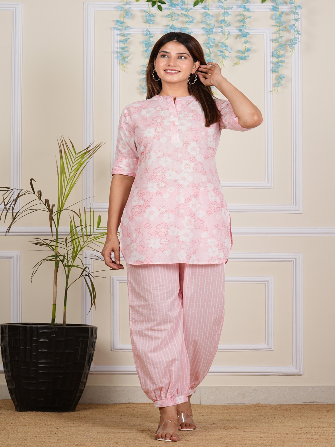 

JAGNA Floral Printed Mandarin Collar Pure Cotton Straight Kurta With Salwar, Pink