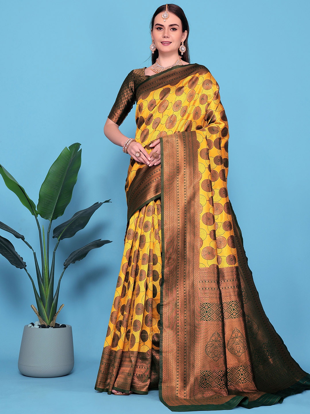 

ANJAVI FASHION Ethnic Motifs Zari Pure Silk Kanjeevaram Saree, Yellow