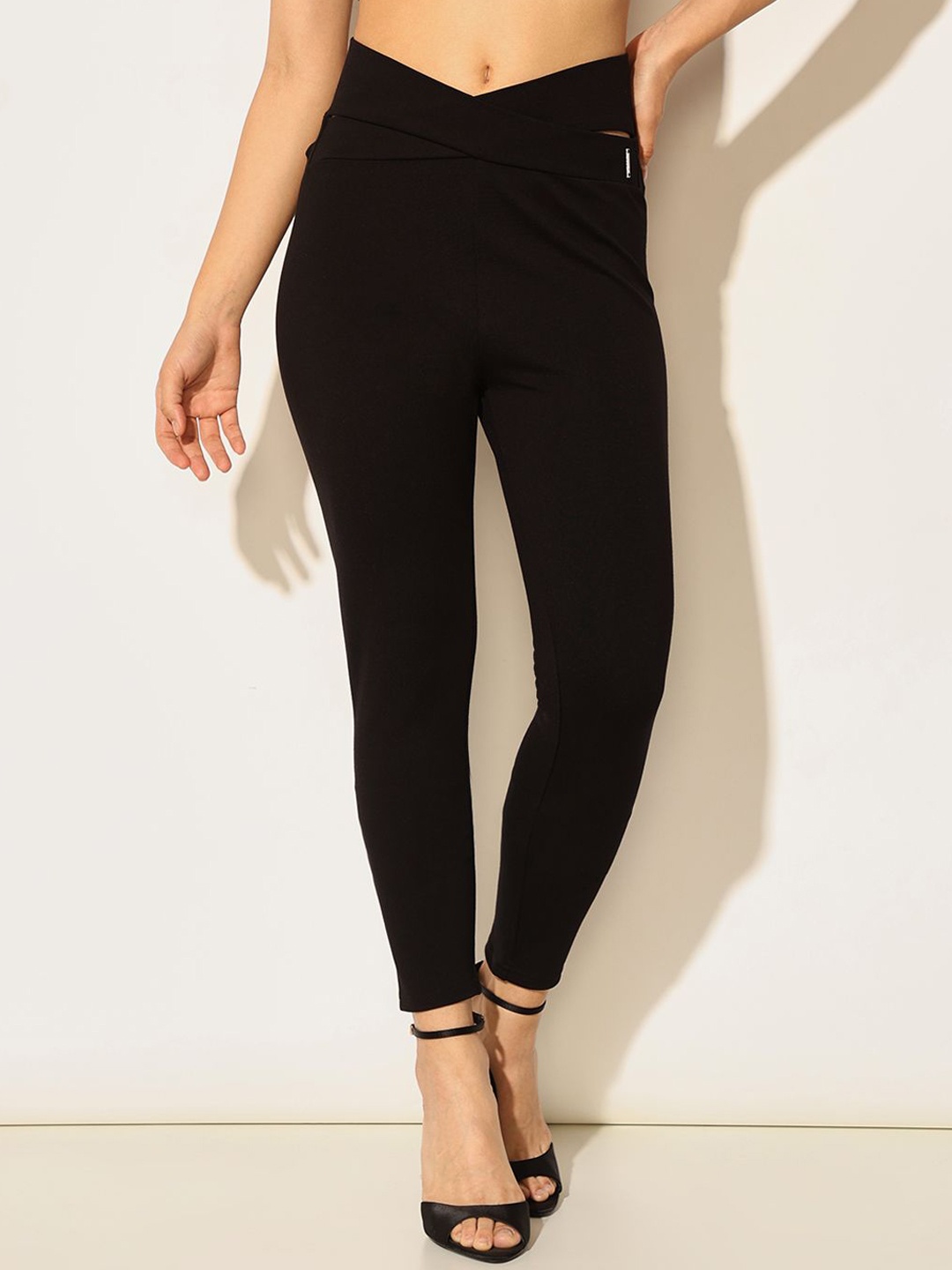 

ONLY Women High Rise Stretchable Ankle-Length Leggings, Black
