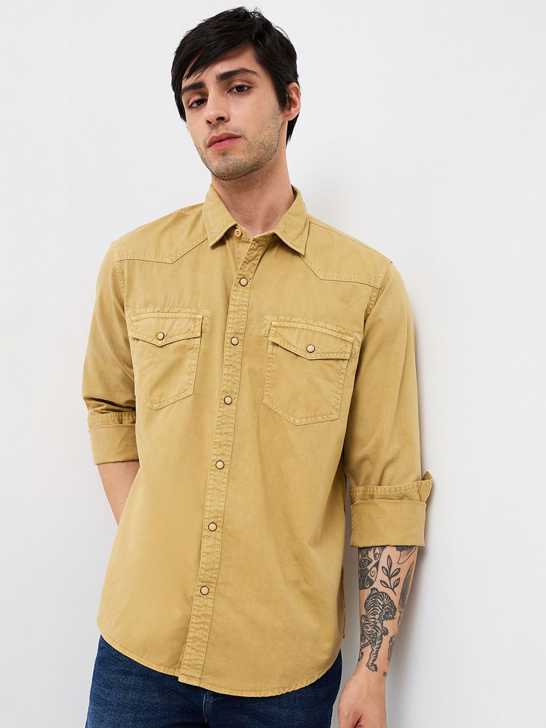 

SPYKAR Men Slim Fit Spread Collar Solid Cotton Casual Shirt, Mustard