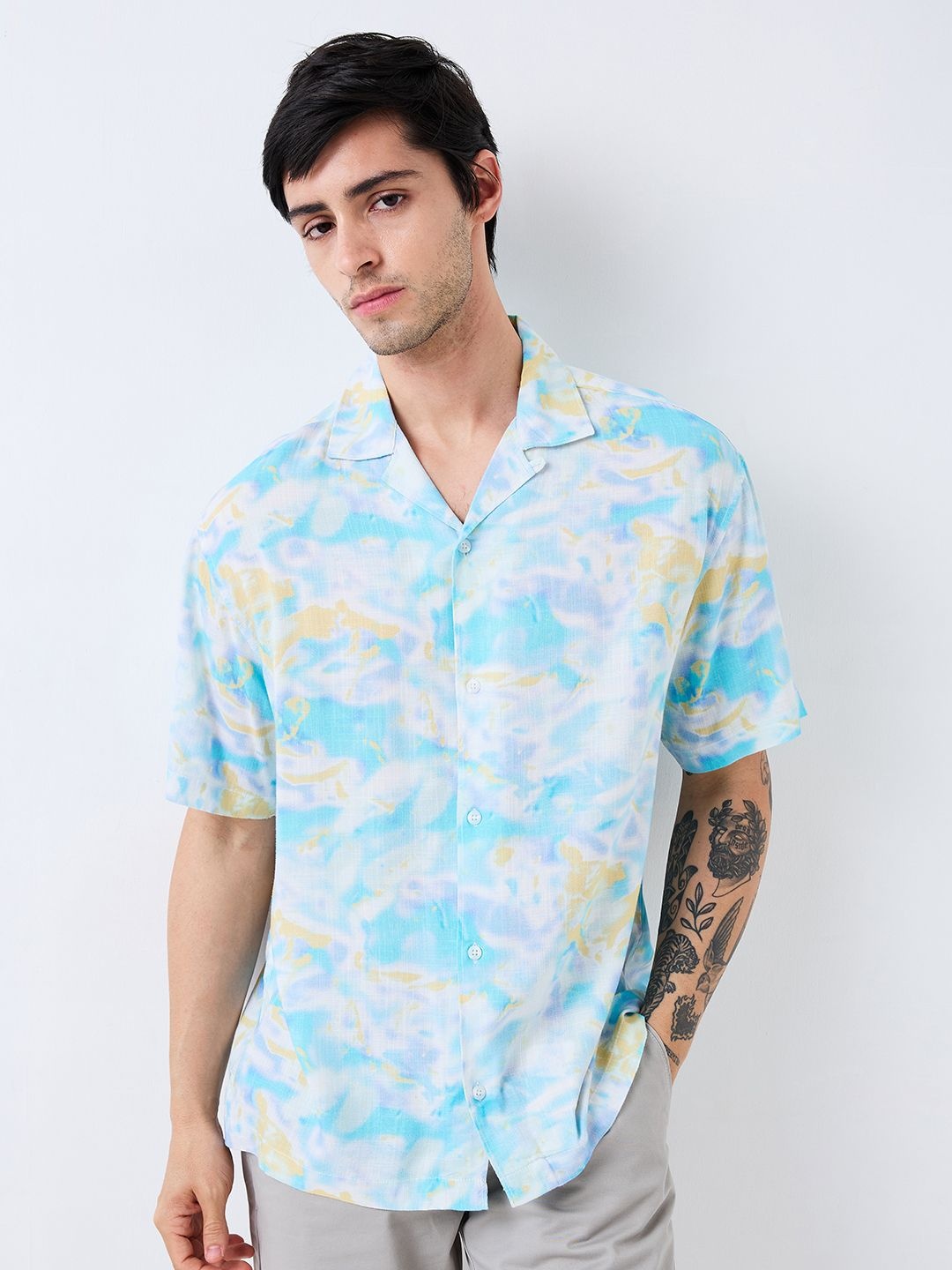 

SPYKAR Men Relaxed Fit Cuban Collar Abstract Printed Cotton Casual Shirt, Blue