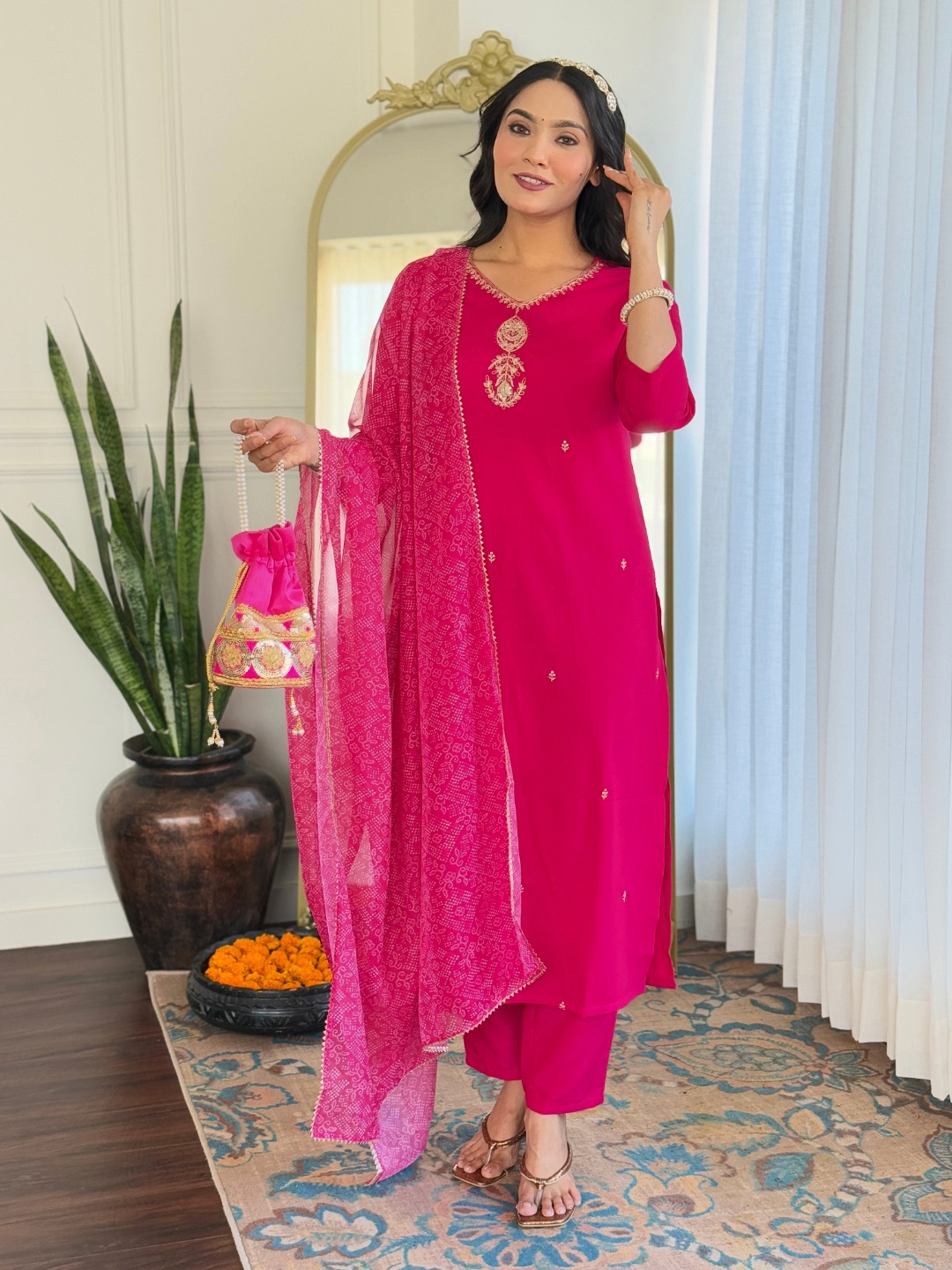 

Navlik Women Ethnic Motifs Embroidered Regular Kurta with Trousers & With Dupatta, Pink