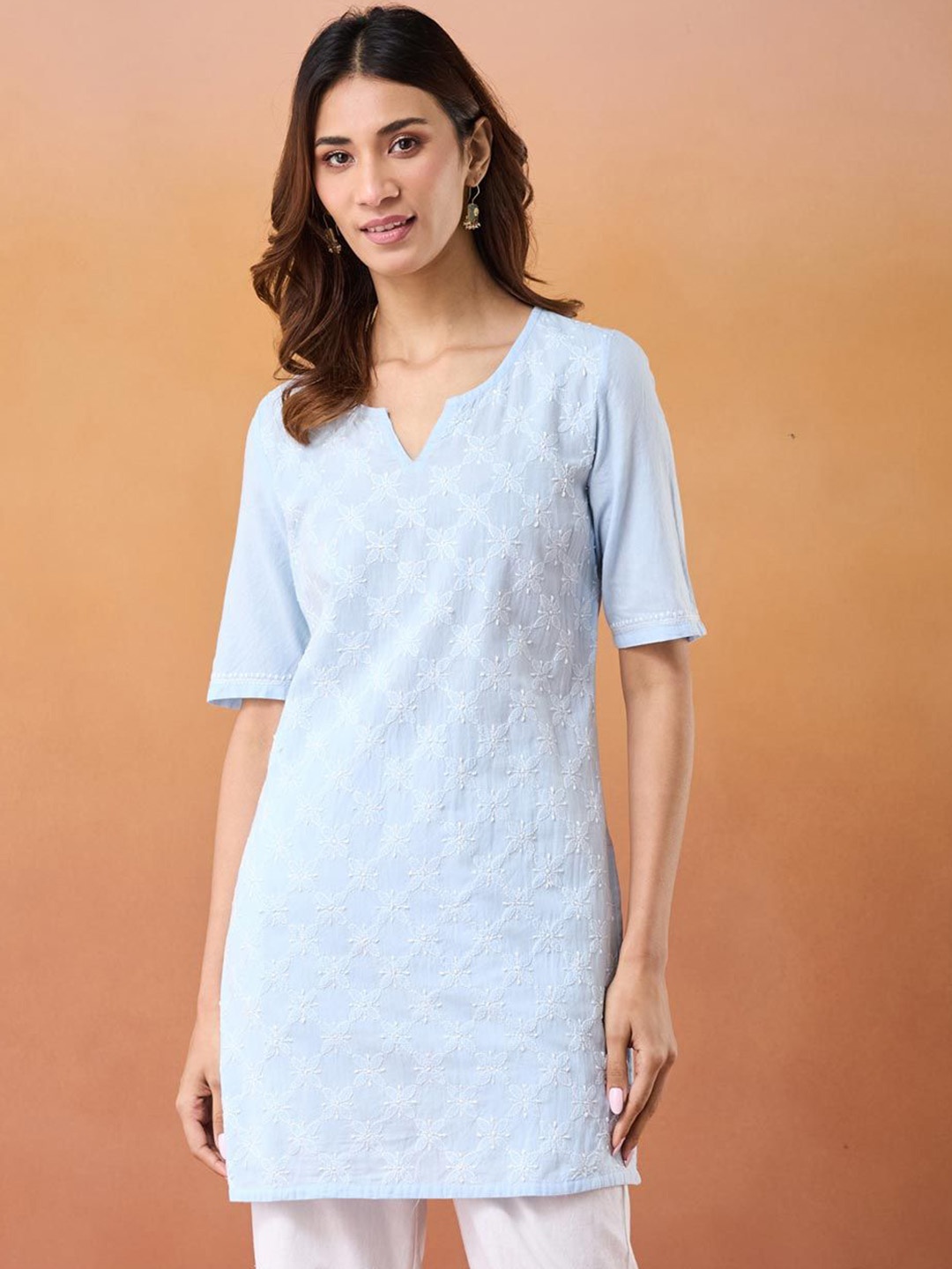 

Fabindia Floral Embroidered Notch-Neck Cotton Straight Kurta, Blue
