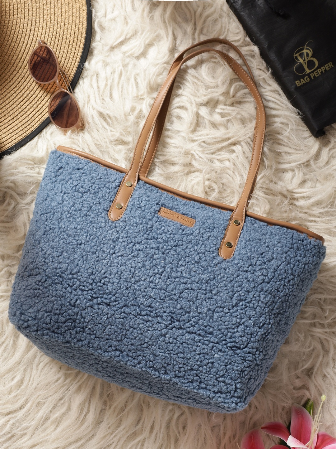 

Bag Pepper Textured Structured Tote Bag with Tasselled, Blue