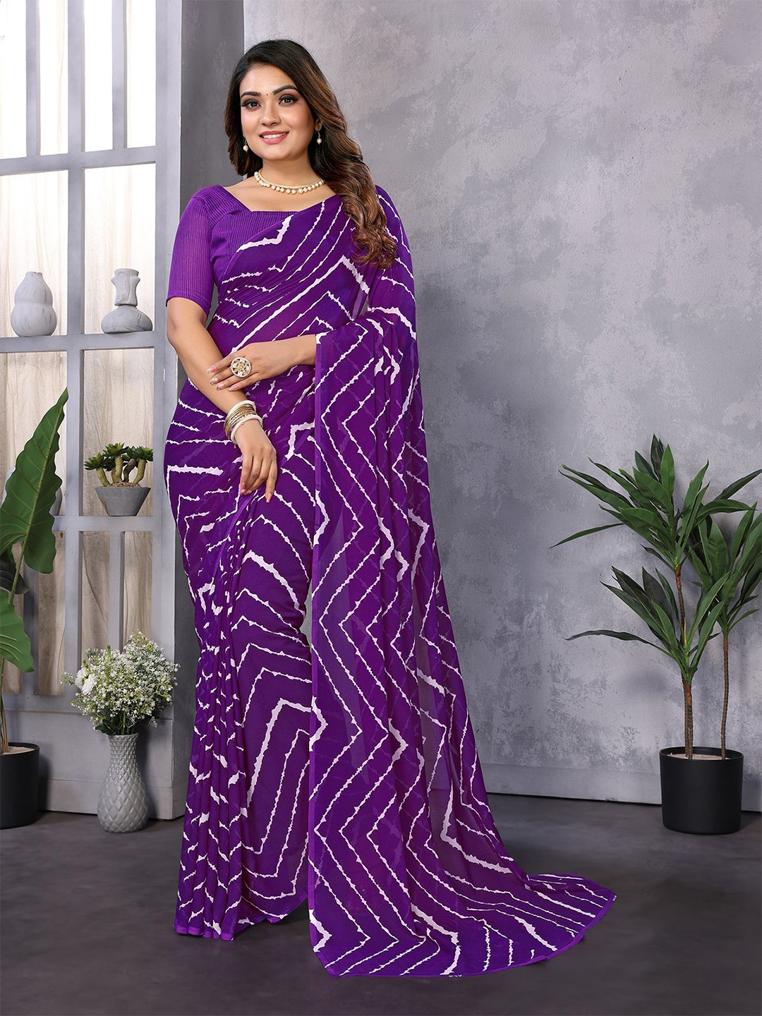 

Moda Rapido Leheriya Printed Saree, Purple