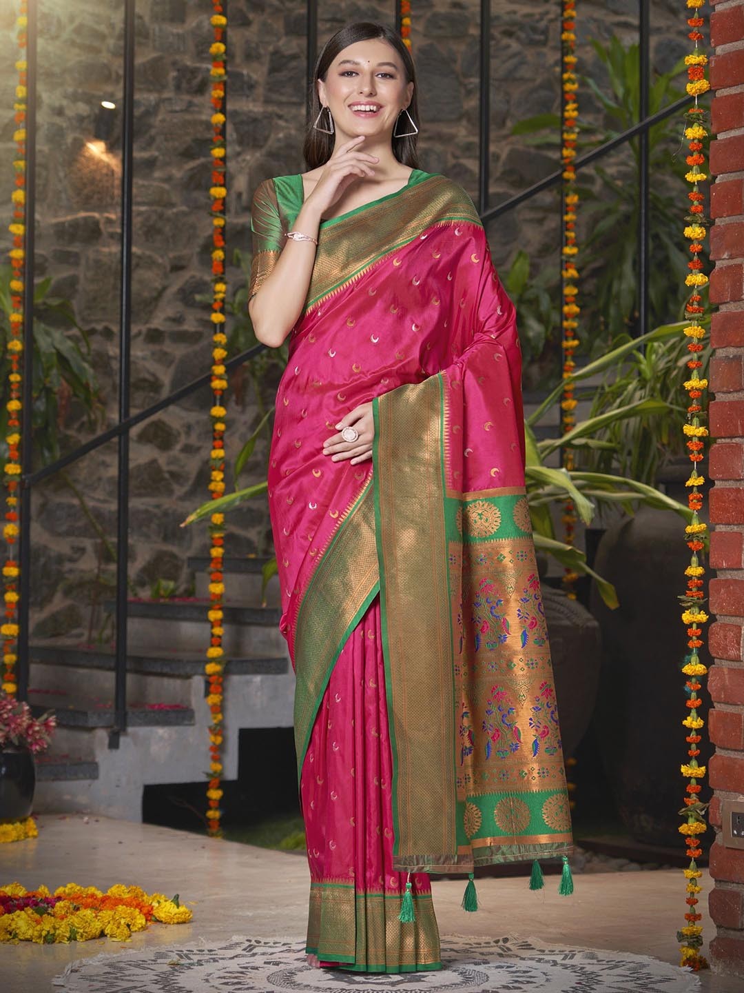 

SAREETHNIC Women Ethnic Motifs Zari Pure Silk Paithani Saree, Pink