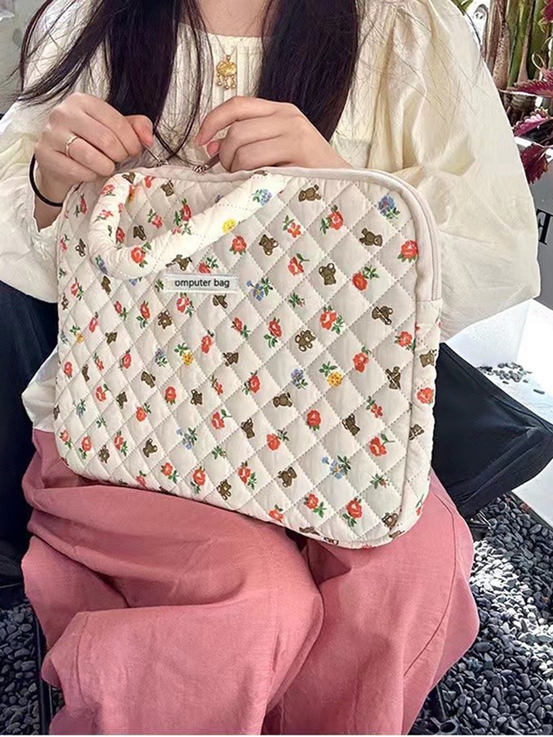 

StyleCast Women Floral Printed Structured Shoulder Bag, White