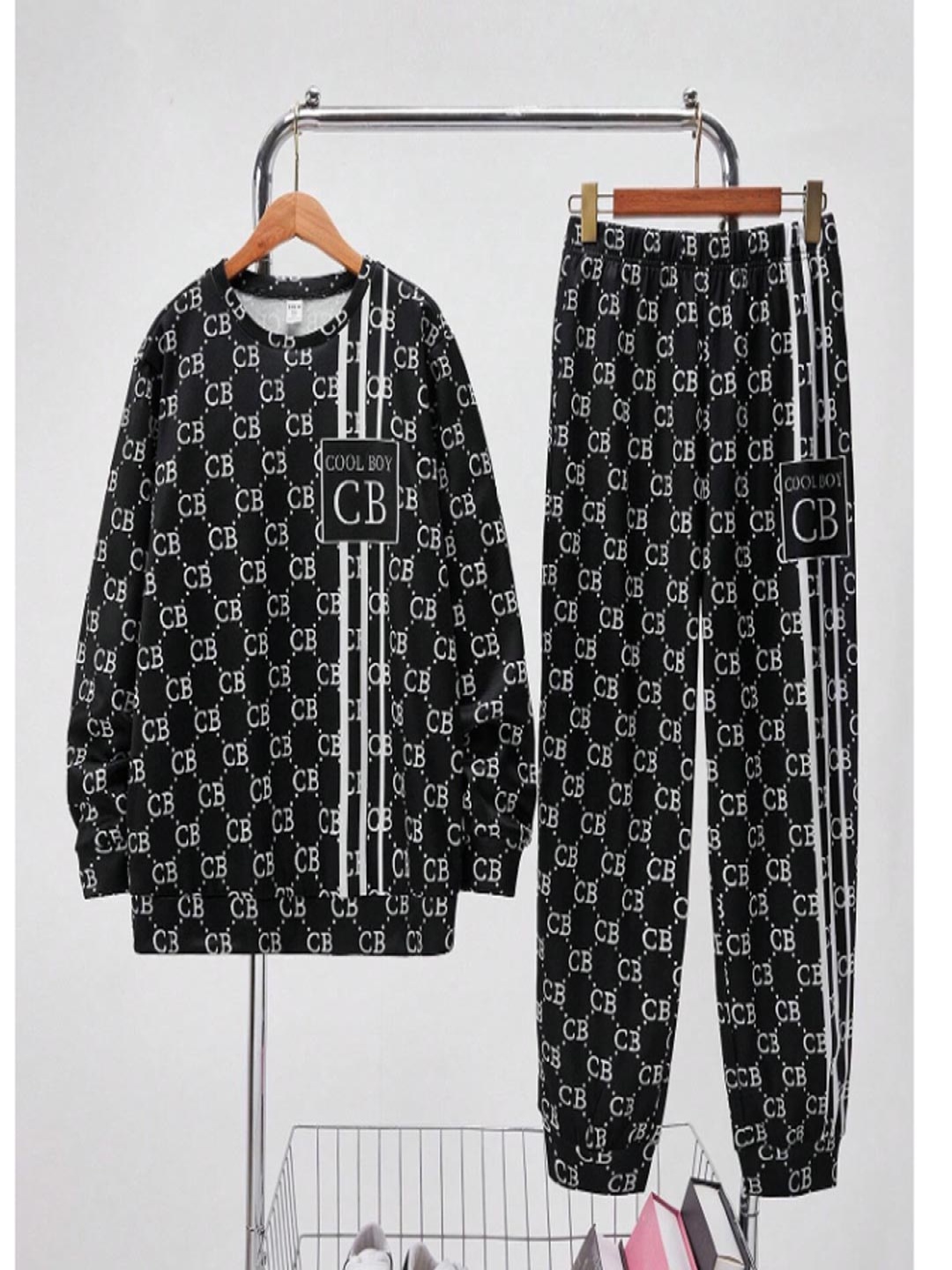

BILLYBALL Kids Printed Round Neck Pure Cotton Sweatshirt With Jogger, Black