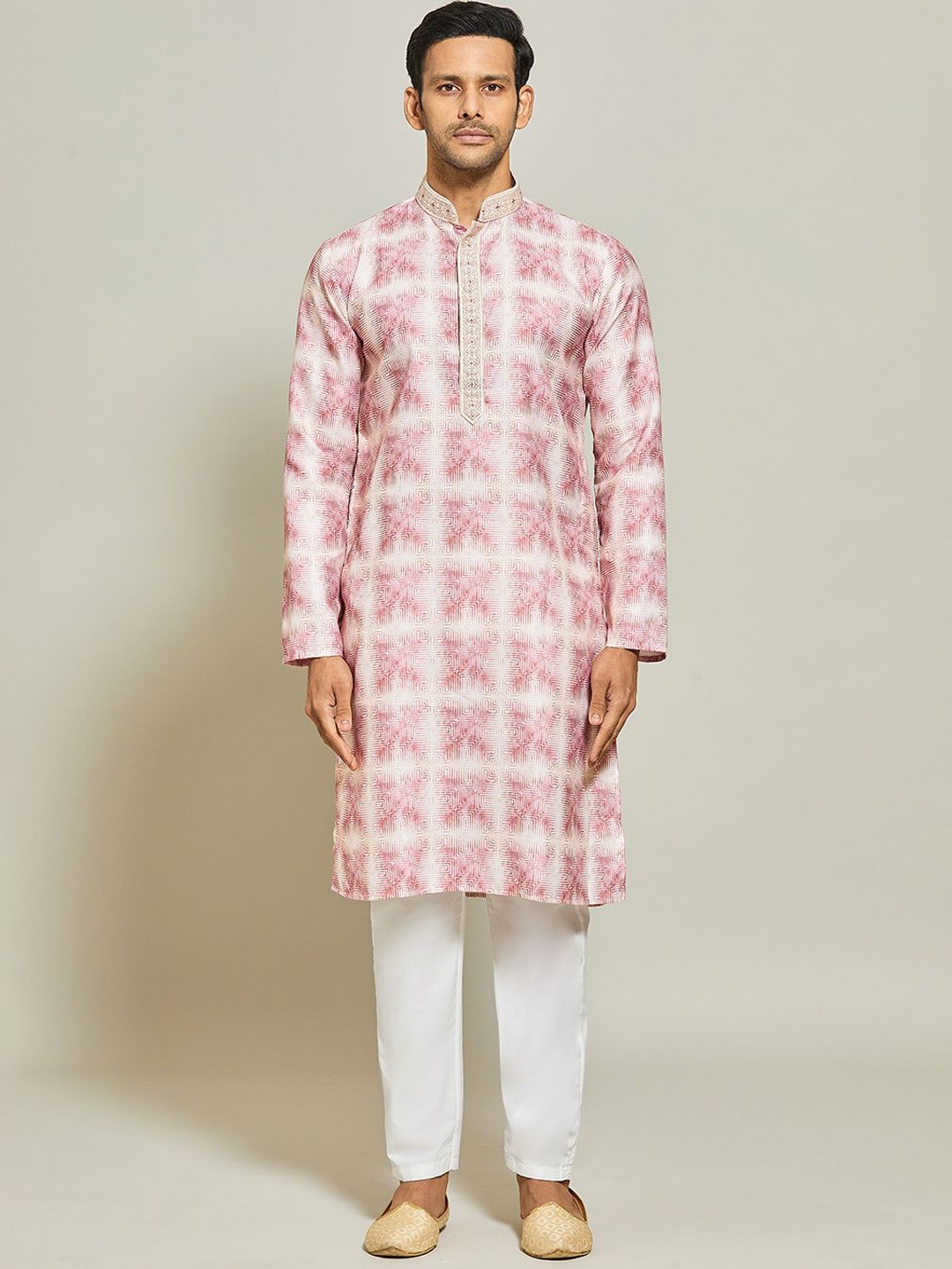 

Arihant Rai Sinha Men Printed Regular Pure Cotton Kurta with Trousers, Pink