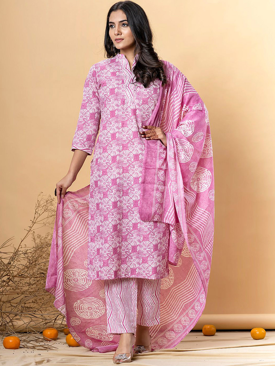 

Readiprint Floral Printed Mandarin Collar Straight Kurta With Trousers & Dupatta, Pink