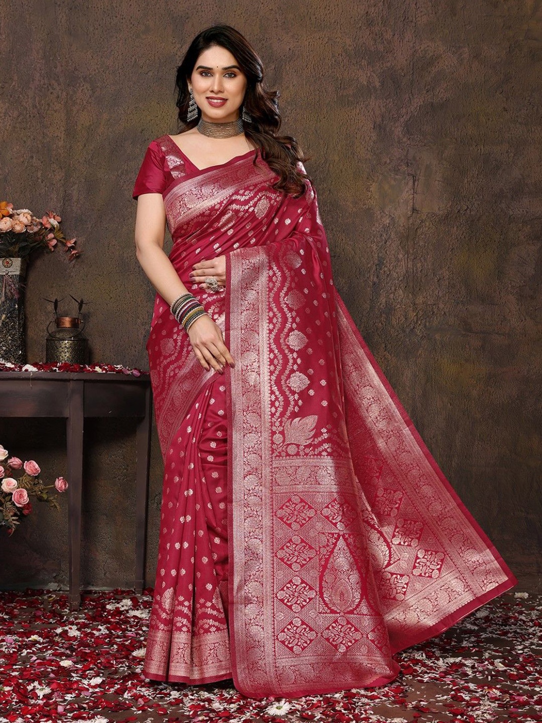 

KALINI Ethnic Motifs Woven Design Zari Banarasi Saree, Maroon