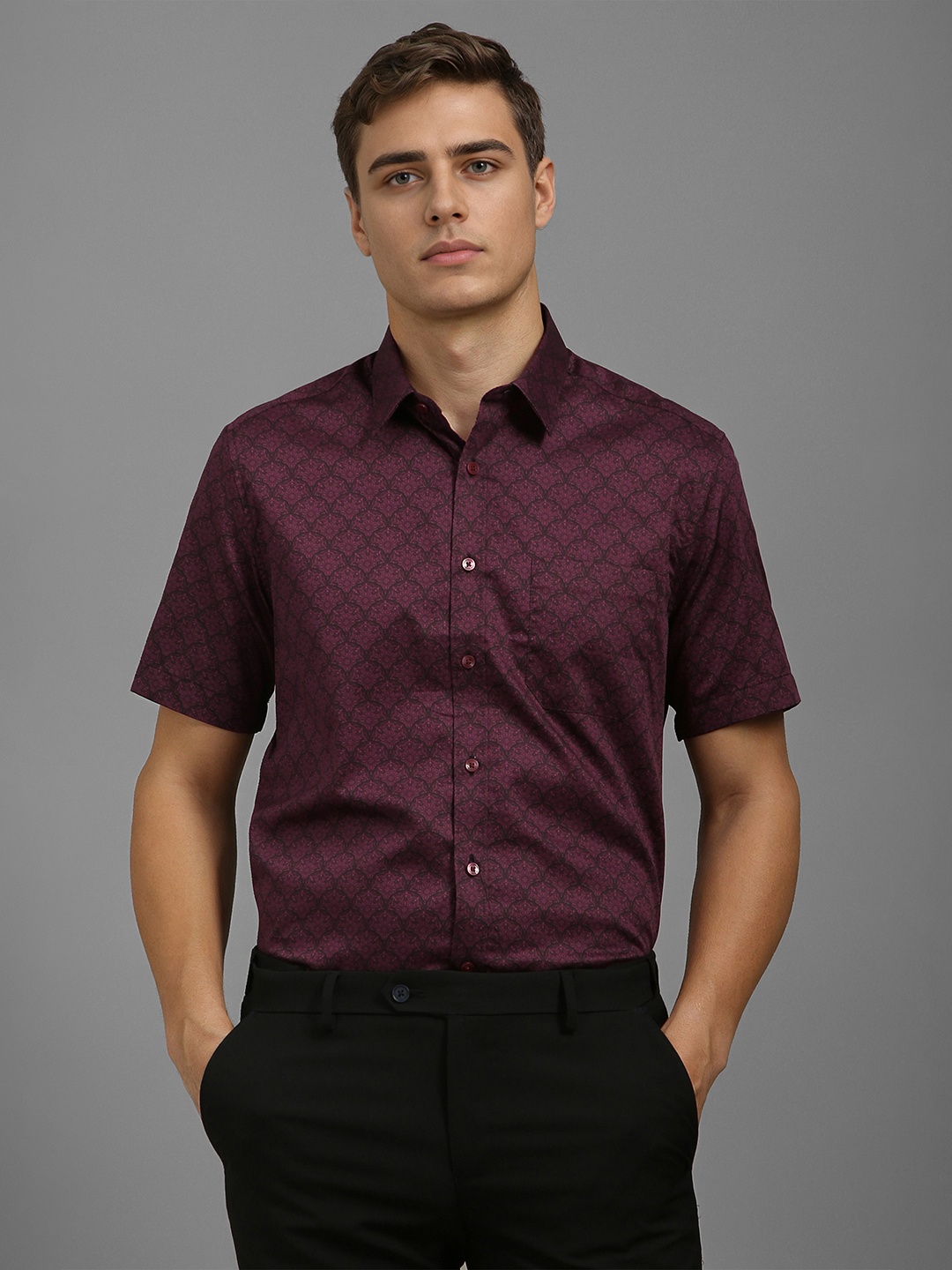 

Louis Philippe Men Classic Fit Spread Collar Floral Printed Cotton Formal Shirt, Maroon