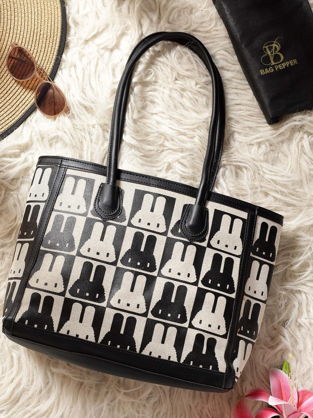 

Bag Pepper Women Graphic Printed Shopper Tote Bag, Black