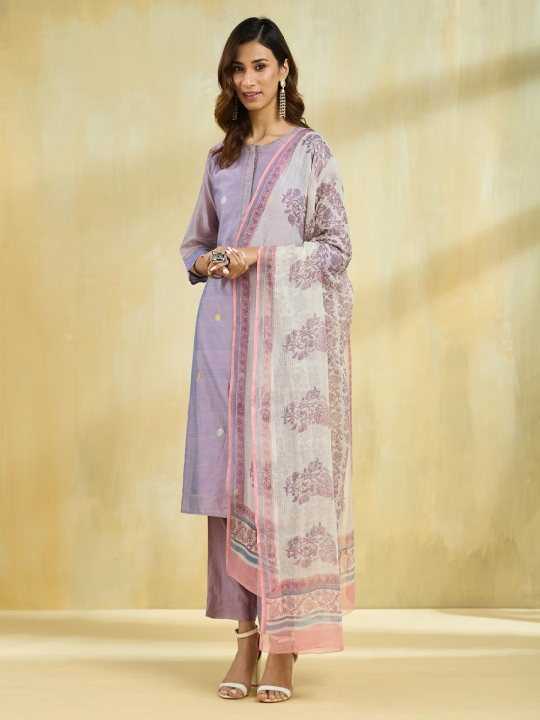 

Fabindia Floral Printed Block Print Technique Cotton Silk Dupatta, White