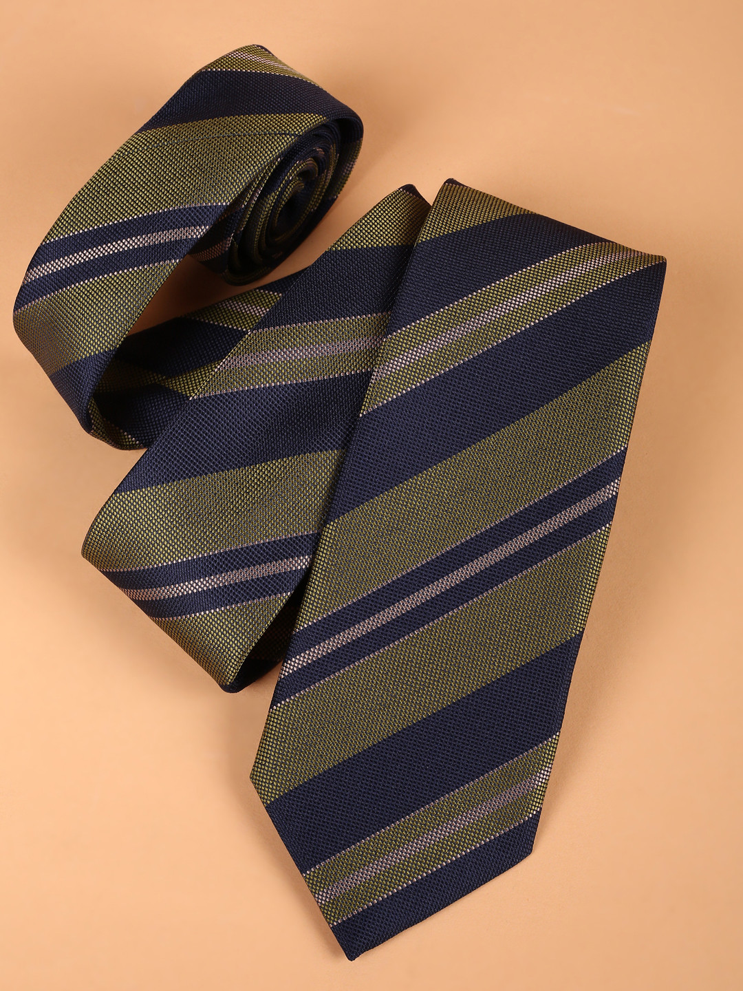 

Van Heusen Men Striped Broad Tie, Green