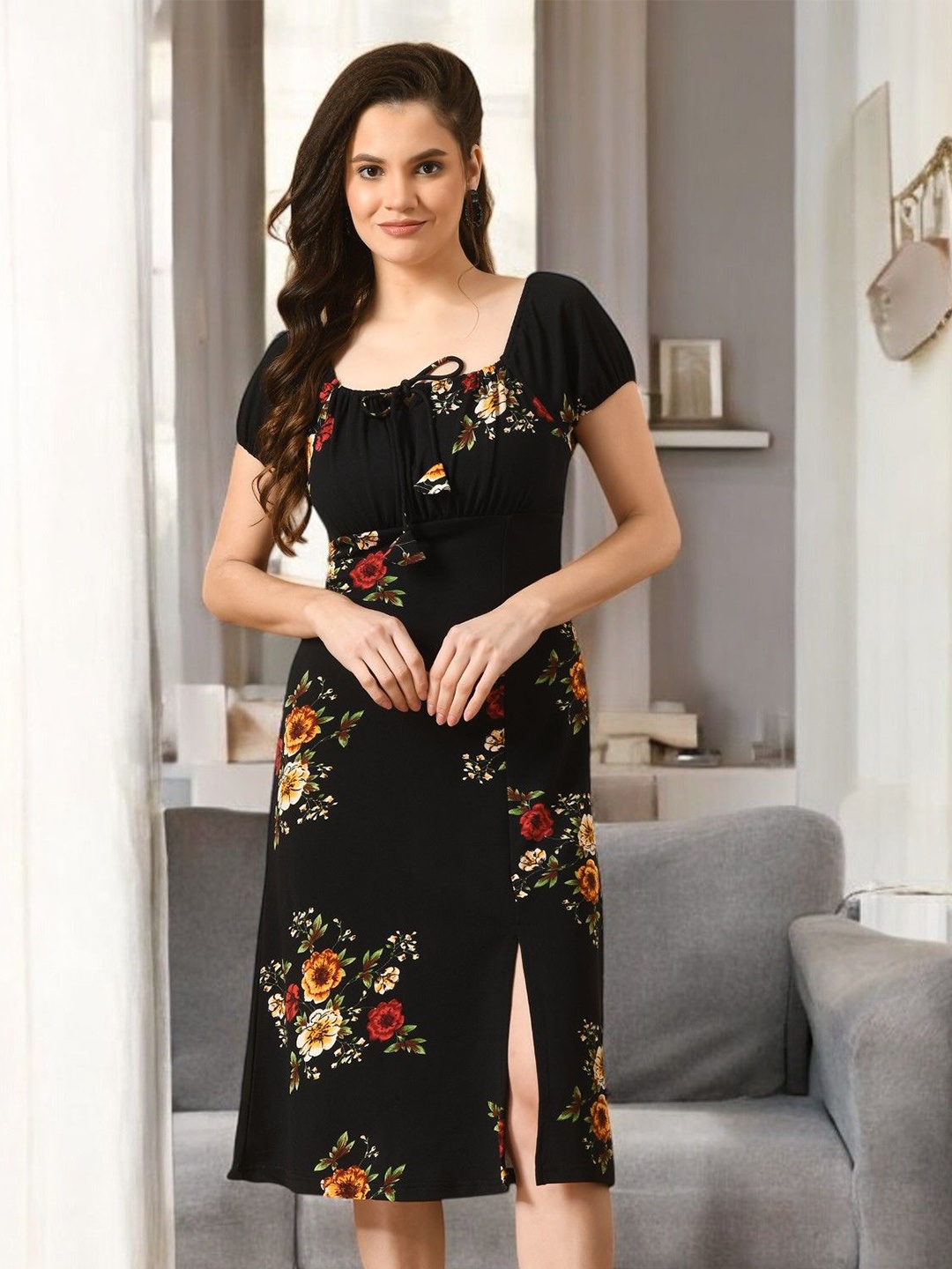 

Arbiter Collection Floral Print Bodycon Dress, Black