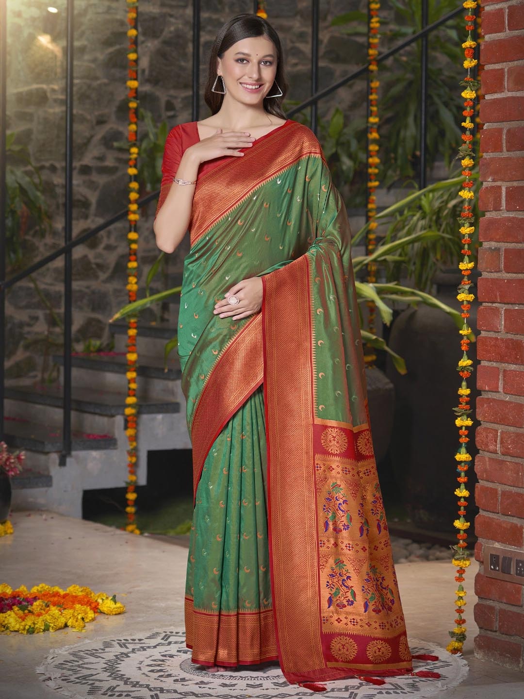 

SAREETHNIC Woven Design Zari Pure Silk Paithani Saree, Green