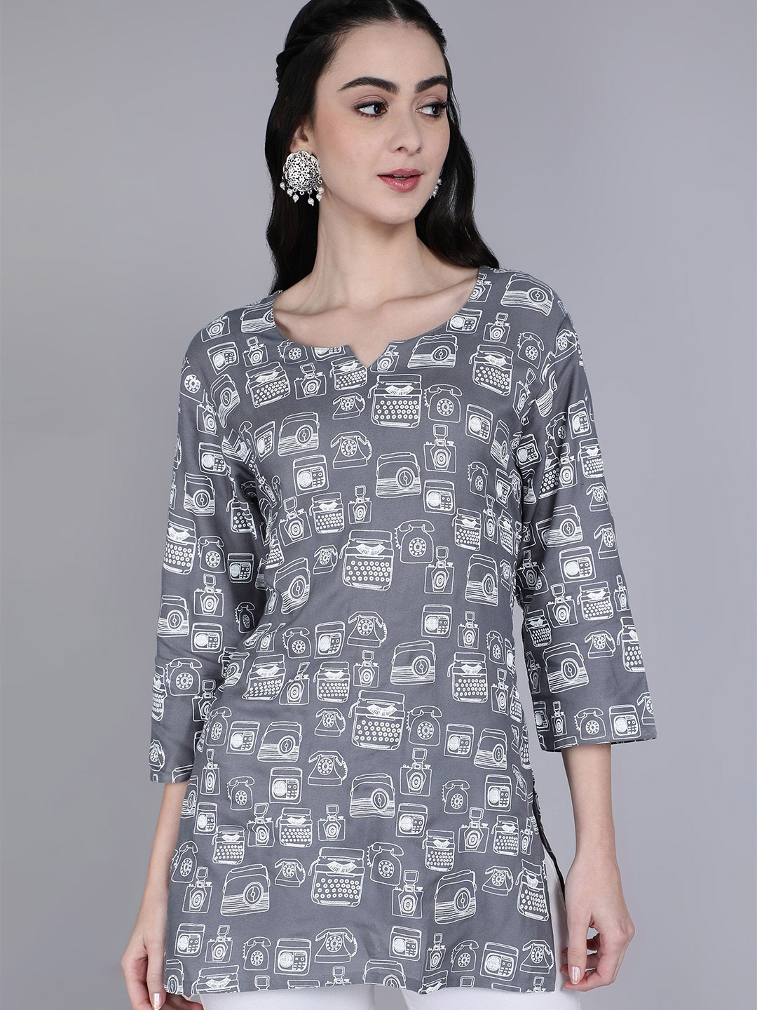 

Tviksha Fashion Geometric Printed Kurti, Grey