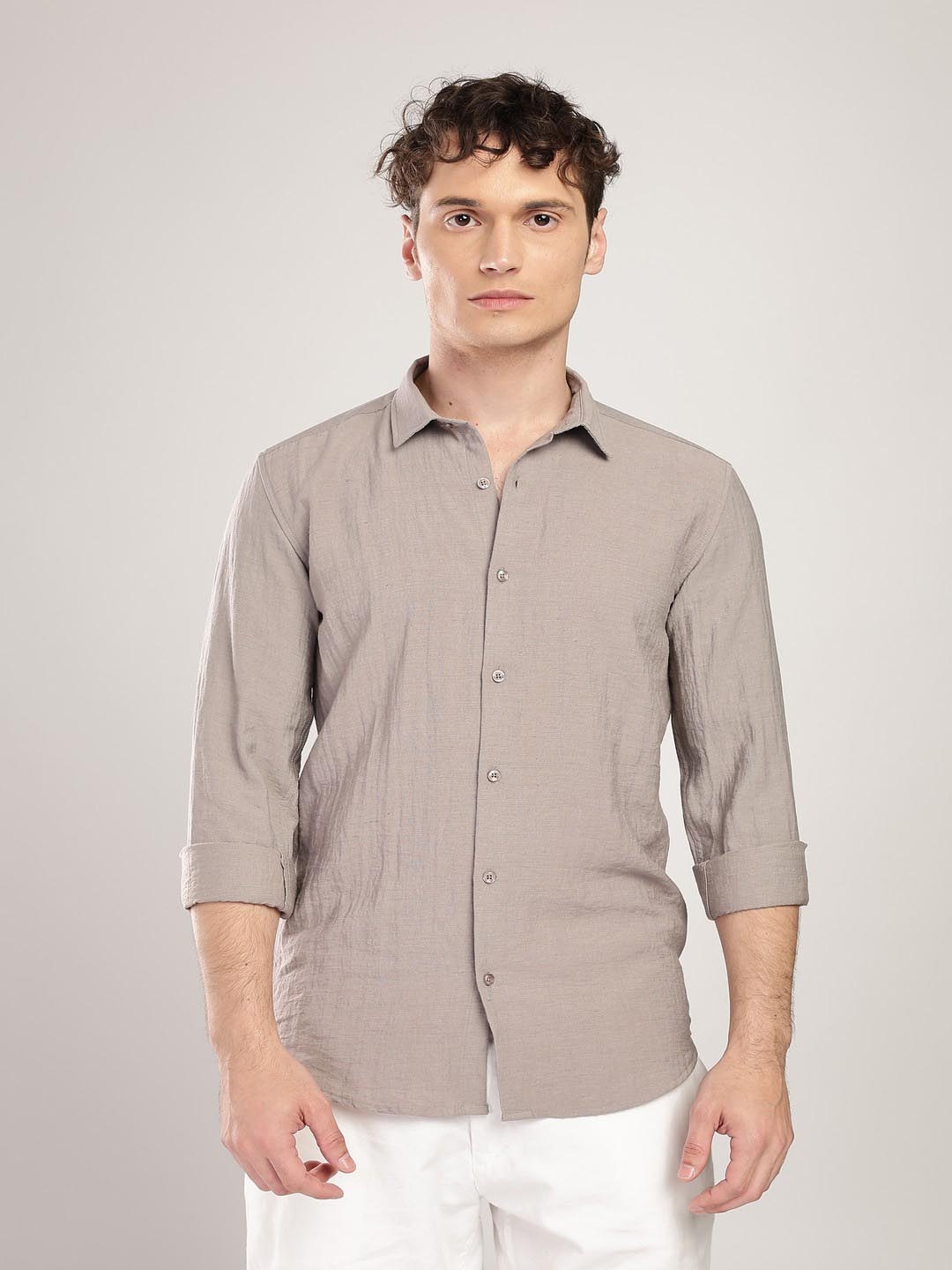 

NEVER NEUD Men Comfort Fit Spread Collar Solid Casual Shirt, Brown