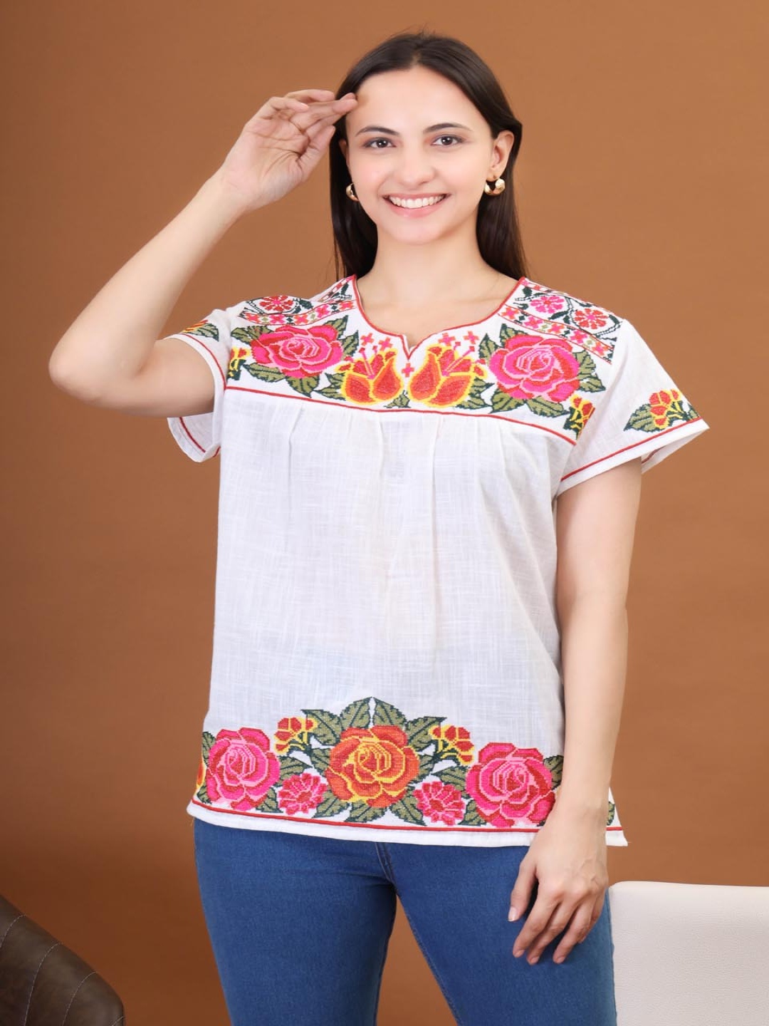 

Moda Rapido Floral Embroidered Pure Cotton Kurti, White