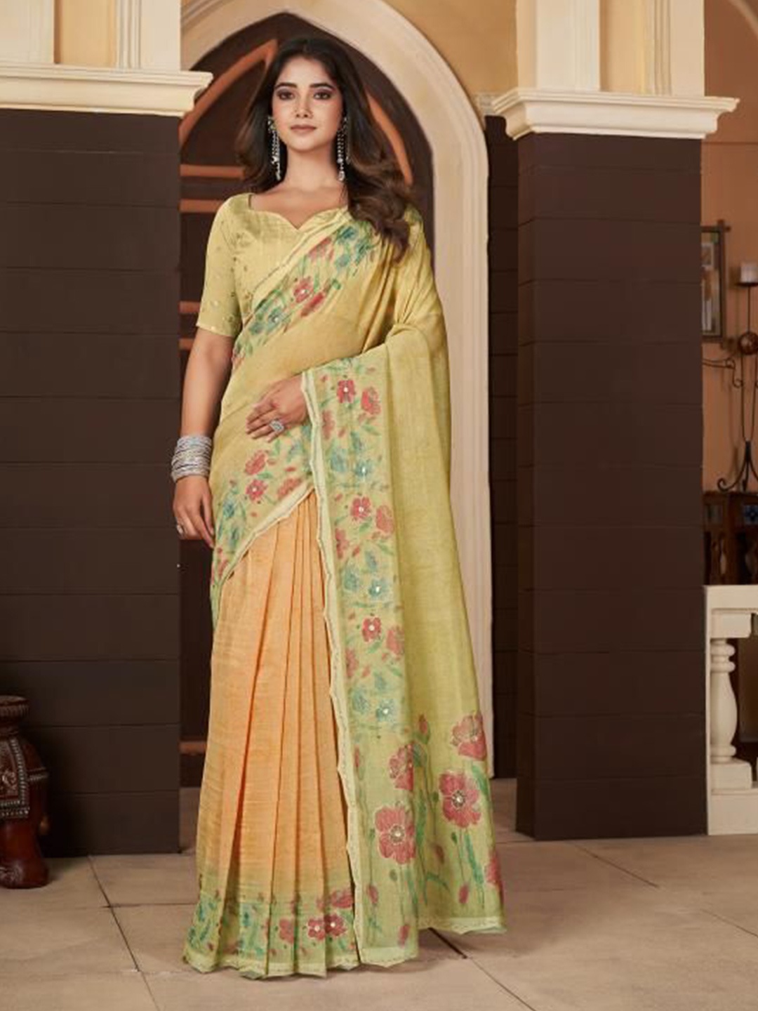 

Ethnielle Floral Embellished Beads and Stones Tissue Banarasi Saree, Mustard