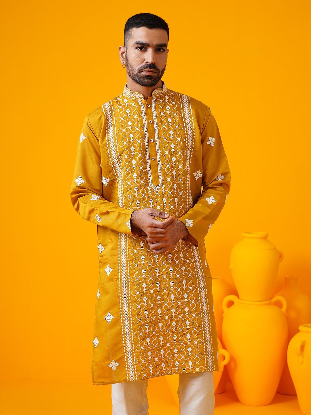 

SOJANYA LUXE Floral Embroidered Mandarin Collar Sequinned Straight Kurta With Trouser, Mustard