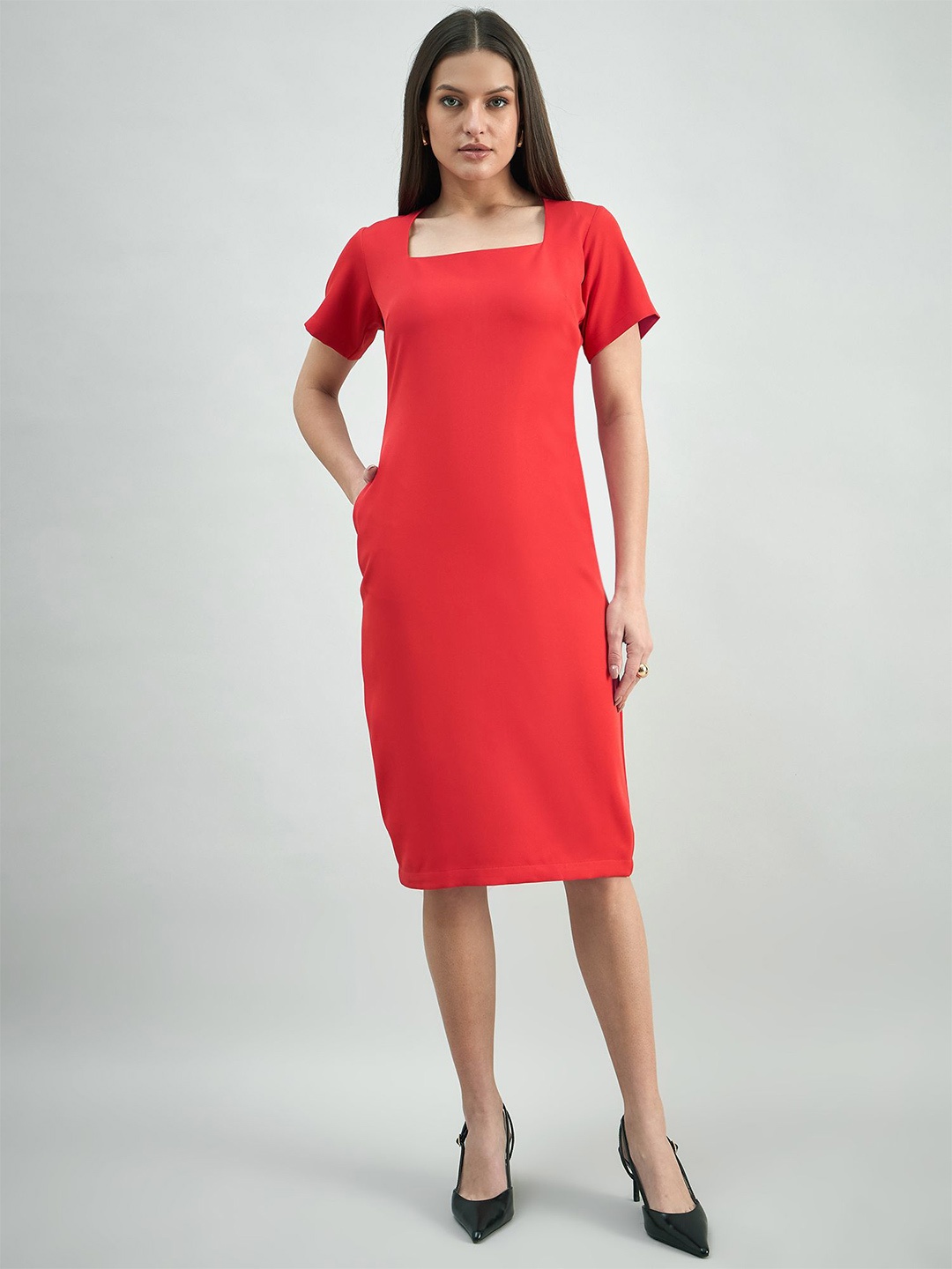 

PowerSutra Women Midi Dress, Red