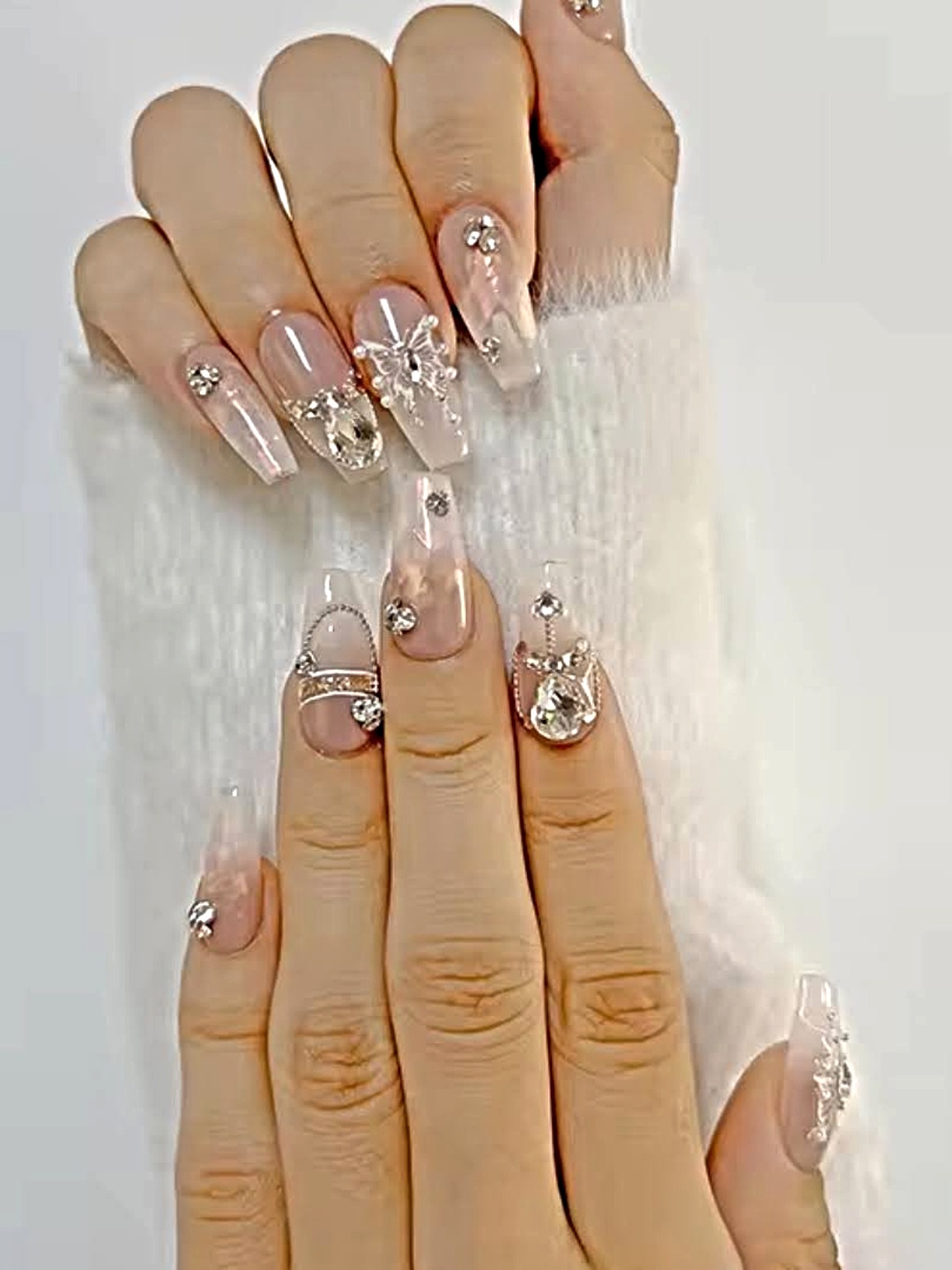 

Proplady Set Of 10 French Manicure Glittery Reusable Artificial Press On Nails - Nude