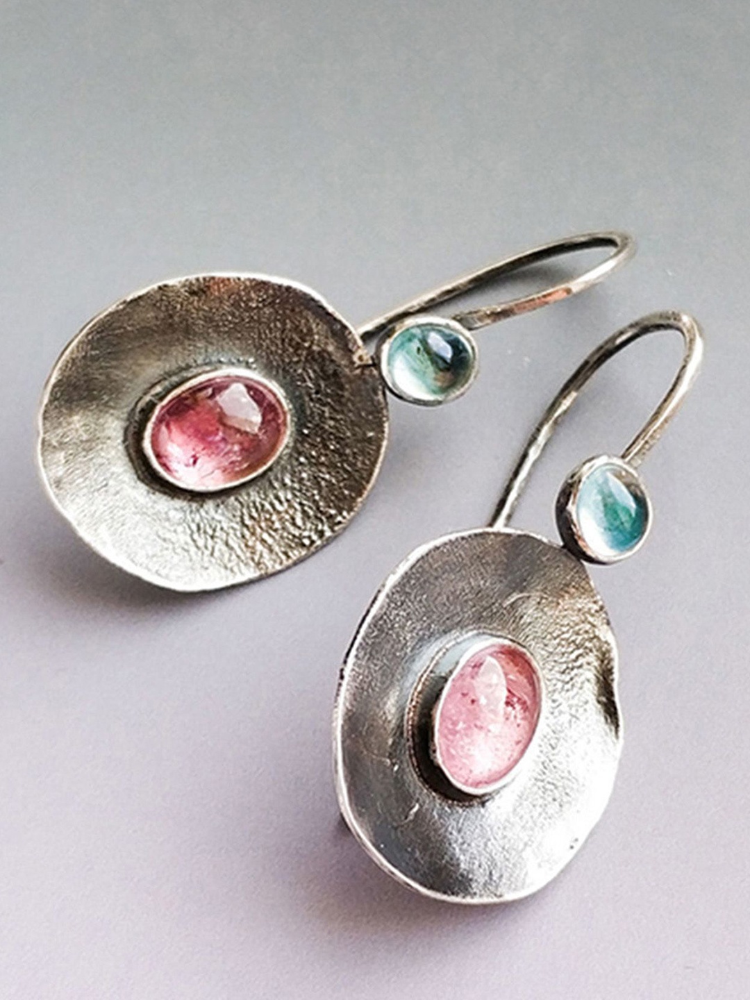 

Just Lil Things Contemporary Studs, Silver