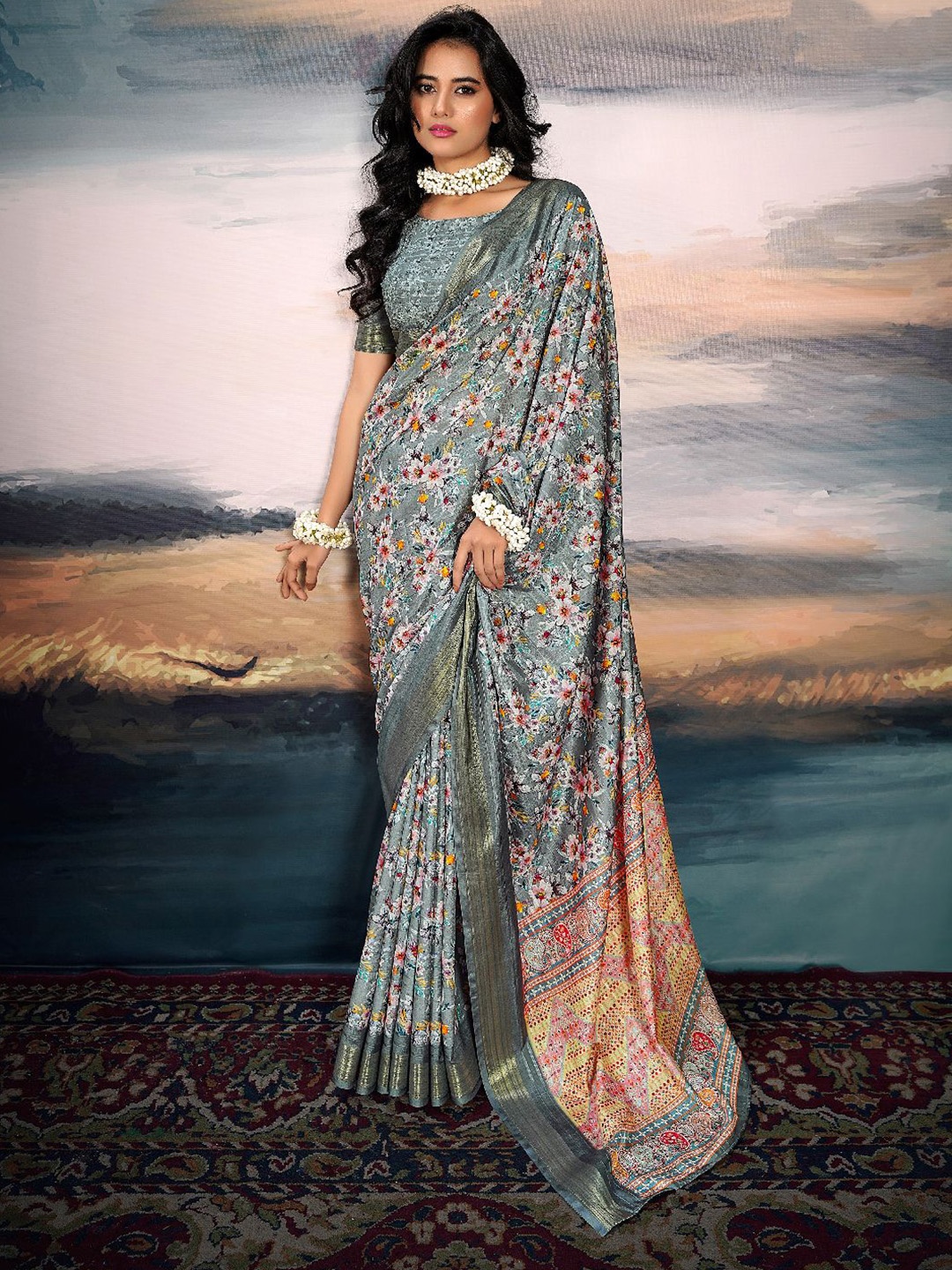 

Mitera Floral Printed Saree With Blouse Piece, Grey