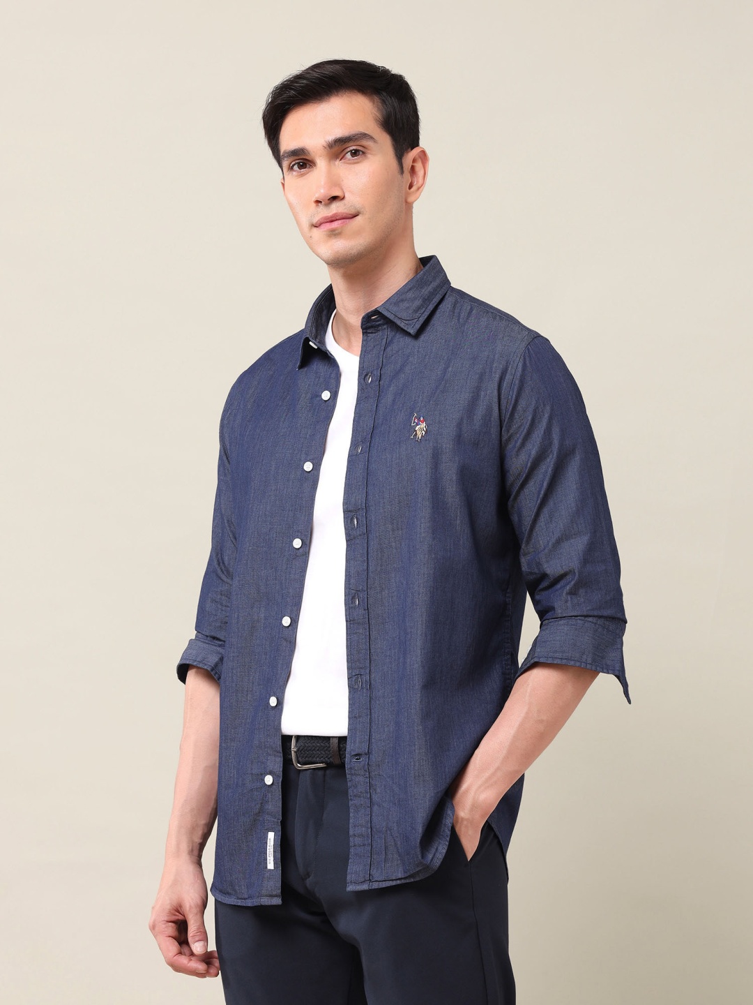 

U.S. Polo Assn. Men Classic Fit Spread Collar Solid Cotton Casual Shirt, Blue