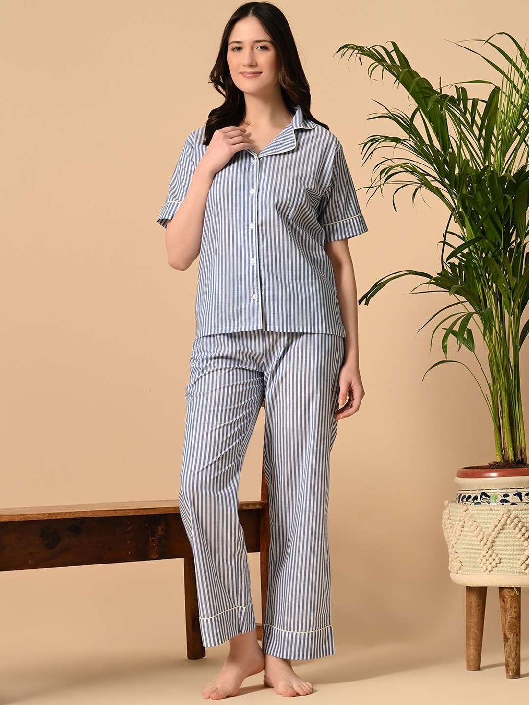 

Unifringe Women Striped Night suit, Blue