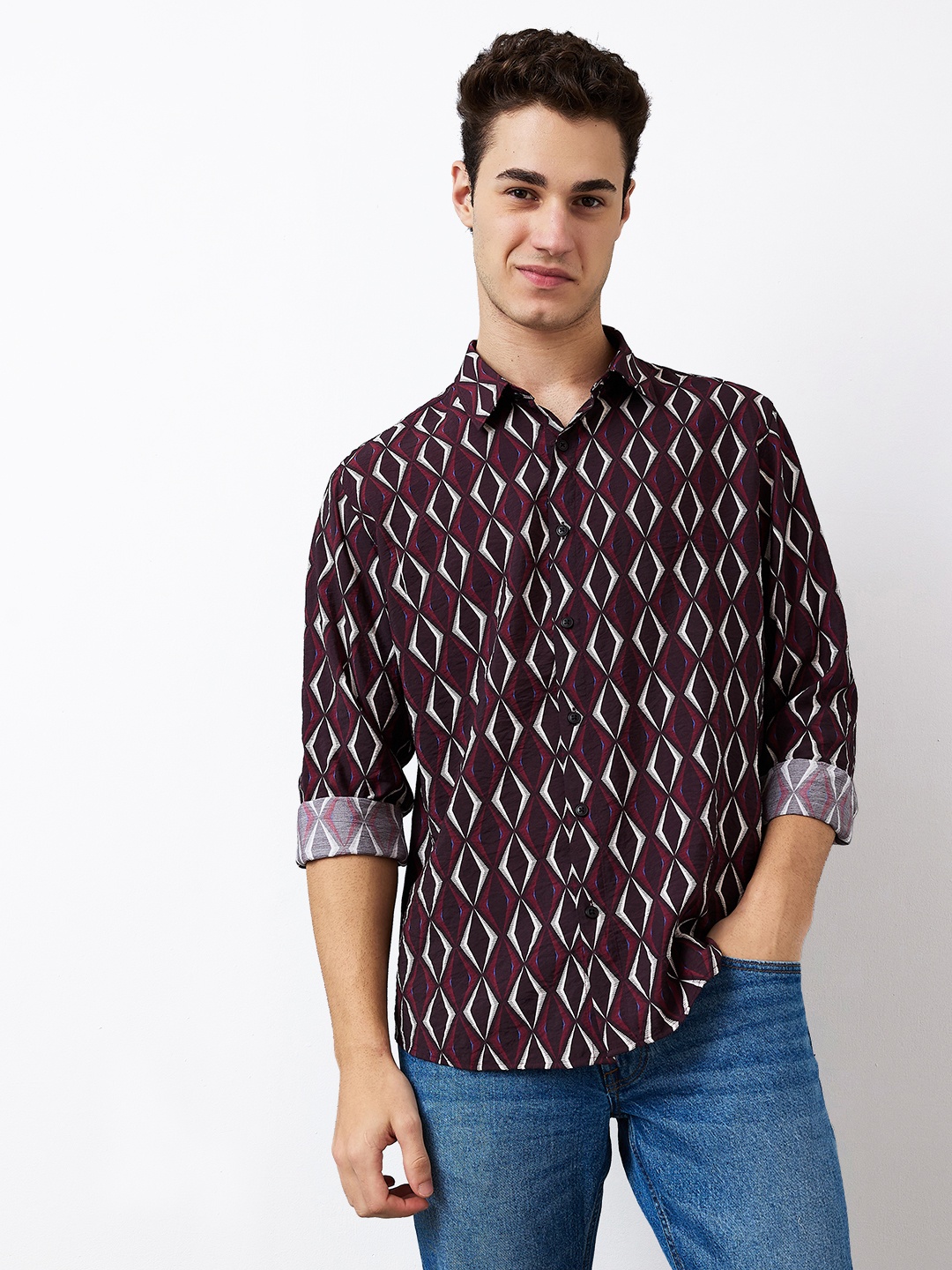 

SPYKAR Men Spread Collar Geometric Printed Casual Shirt, Red