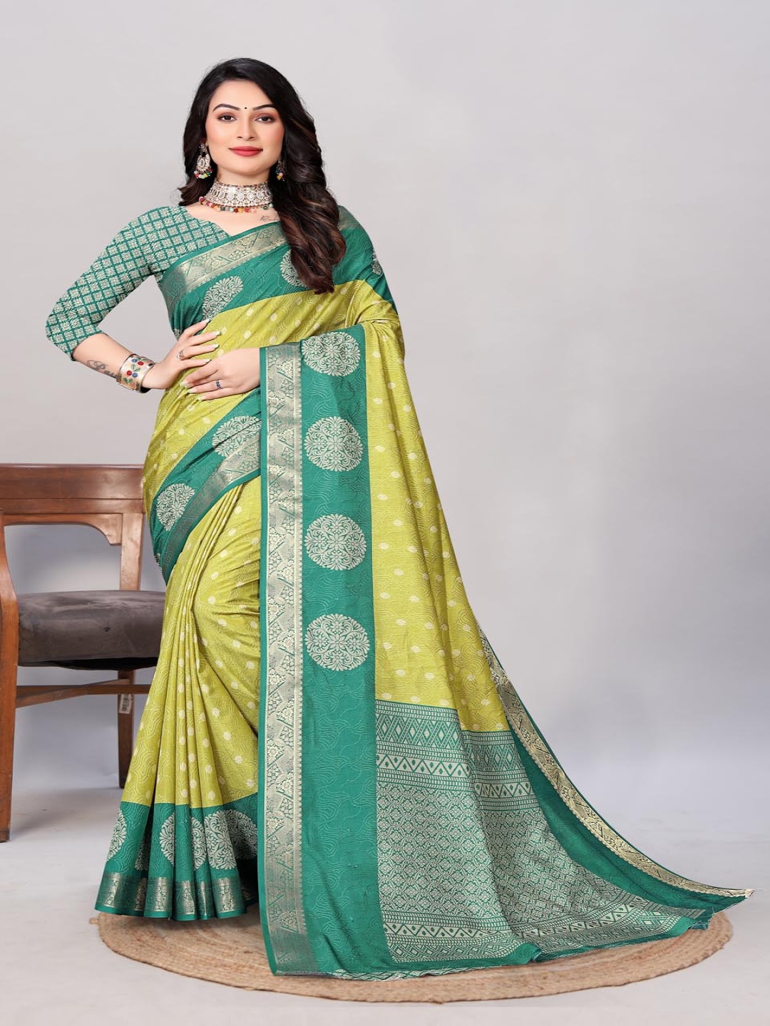 

NIRMAL CREATION Woven Design Zari Pure Crepe Saree, Green