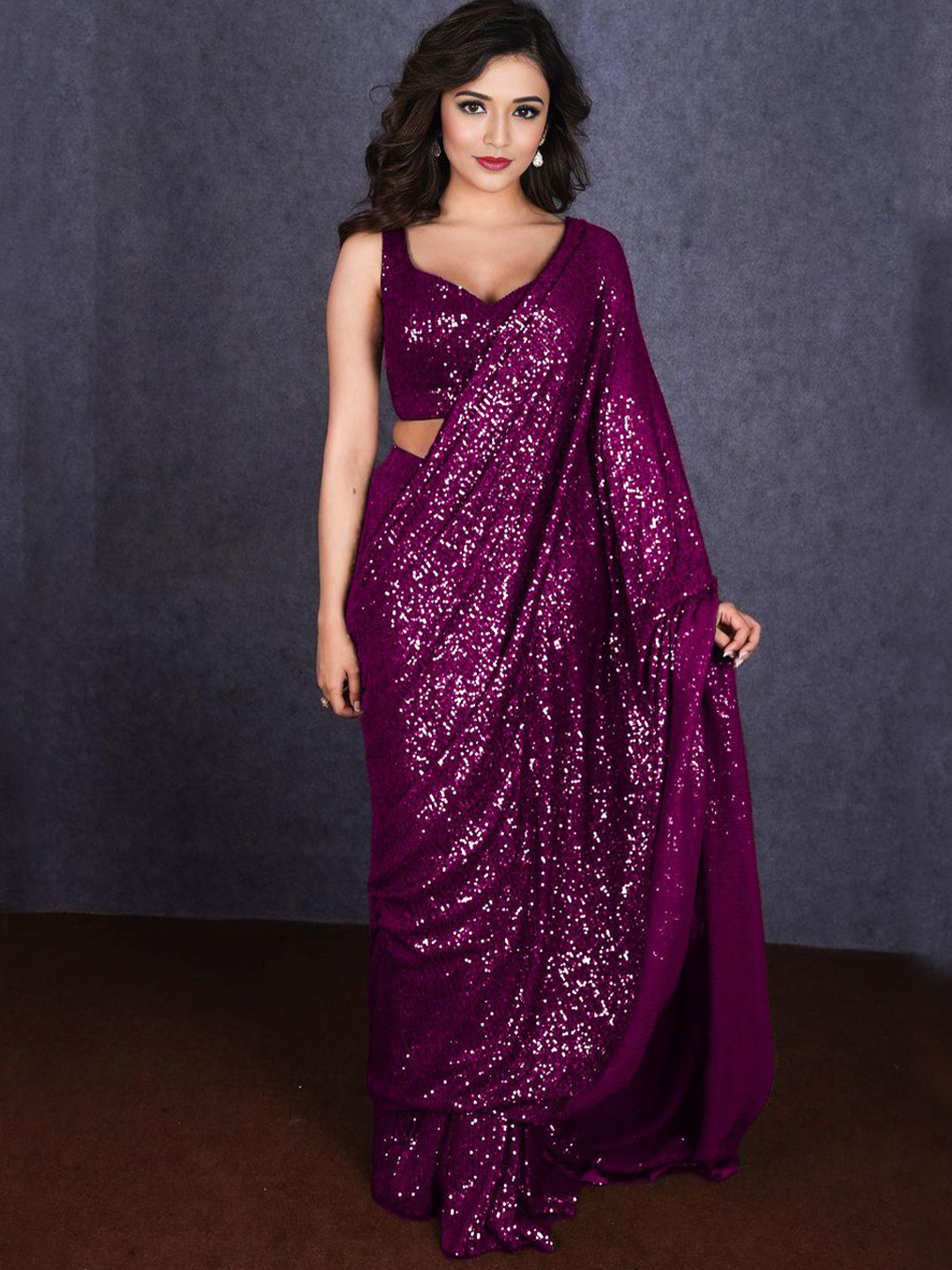 

ANJANI TEXTILE Embellished Sequinned Saree, Purple