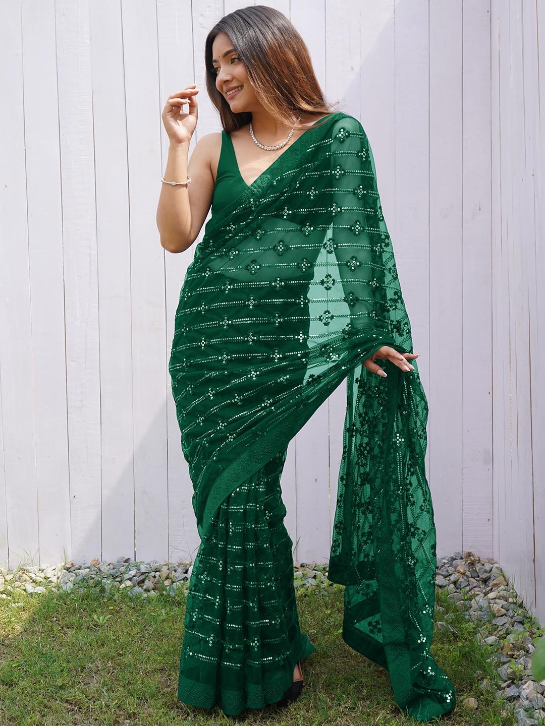 

Mitera Embellished Sequinned Net Saree, Green