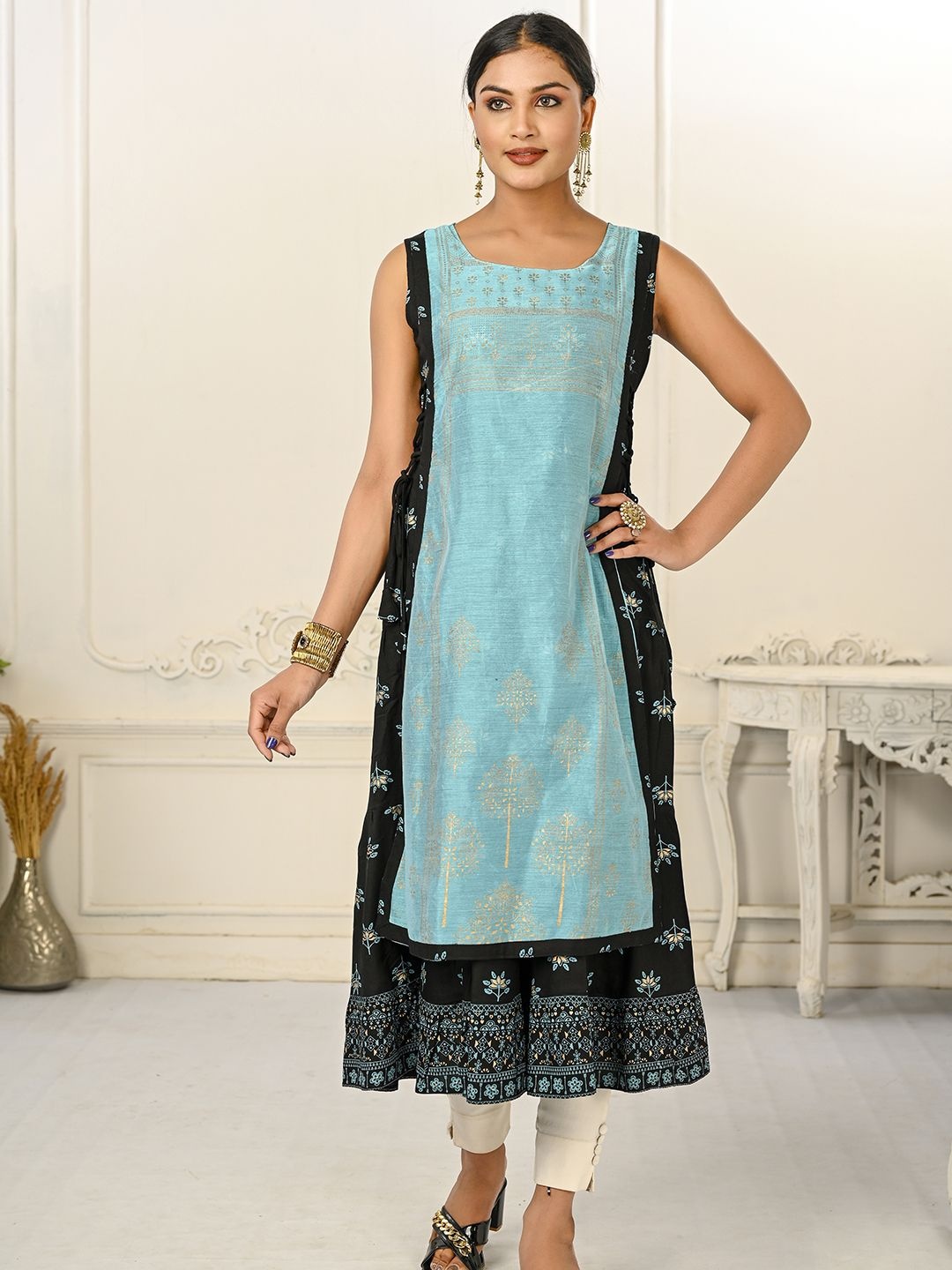 

Krimmple Women Ethnic Motifs Printed Kurta, Turquoise blue