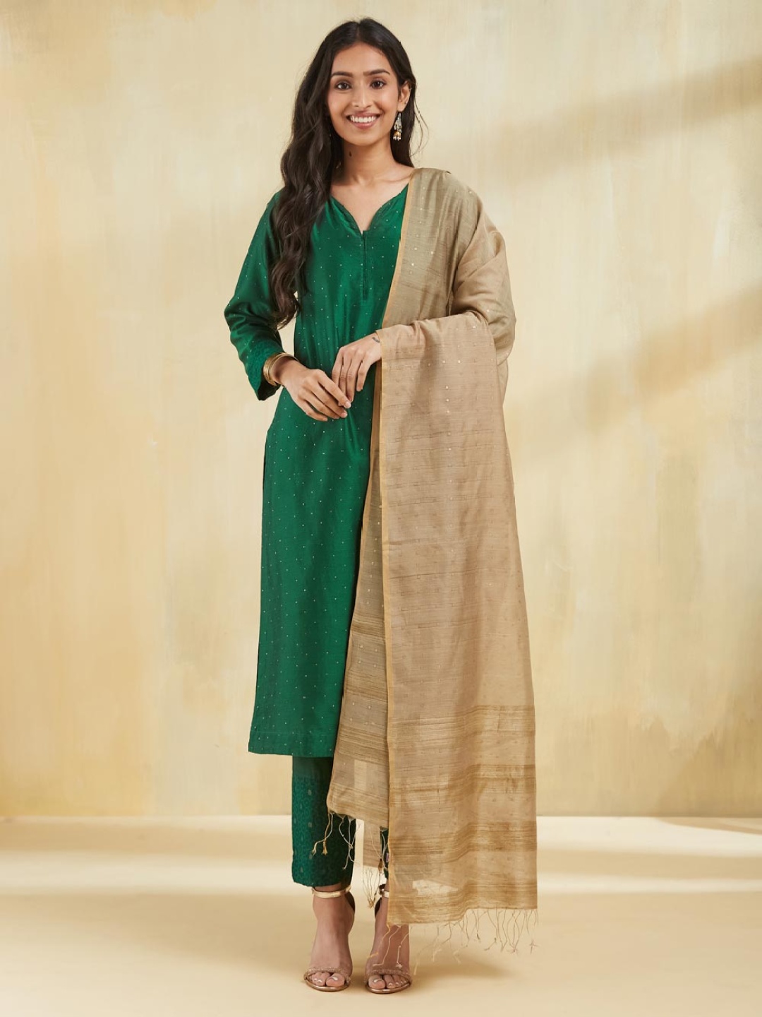 

Fabindia Woven Design Dupatta With Sequinned, Brown
