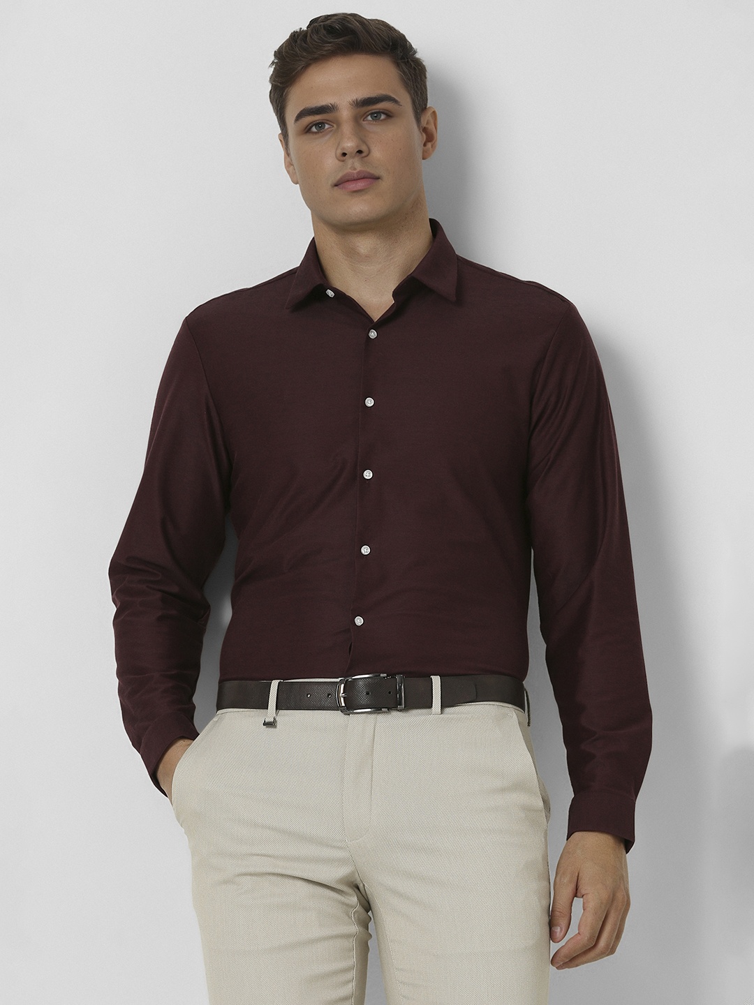 

V Dot Men Spread Collar Solid Cotton Formal Shirt, Maroon