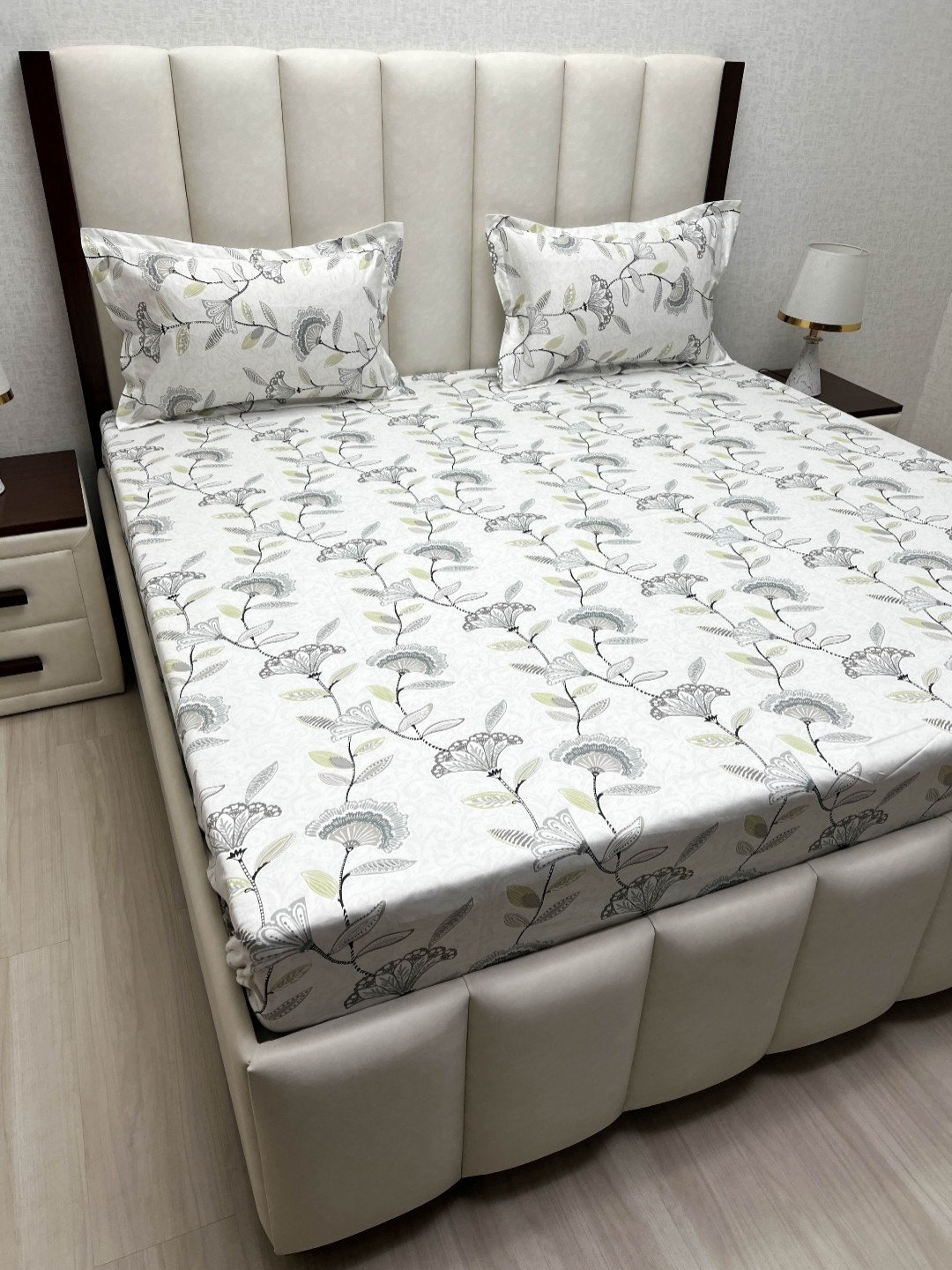 

Pure Decor White & Grey Floral Queen Bedsheet Set- 2.28 m x 2.54 m
