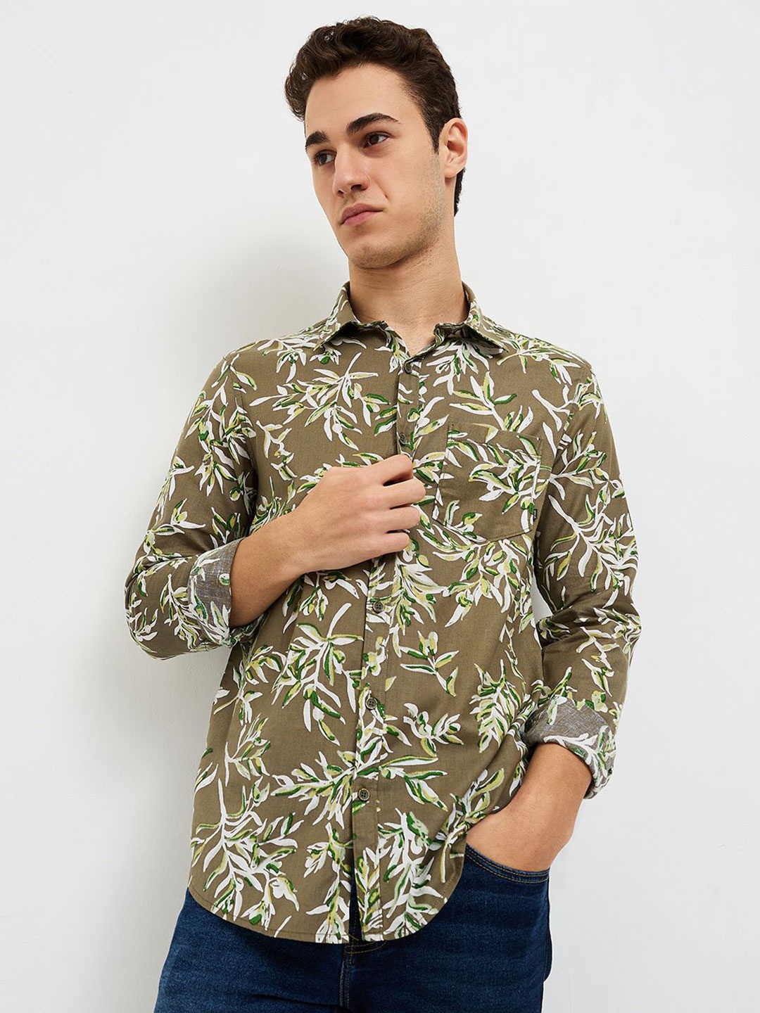 

SPYKAR Men Spread Collar Floral Printed Cotton Casual Shirt, Olive