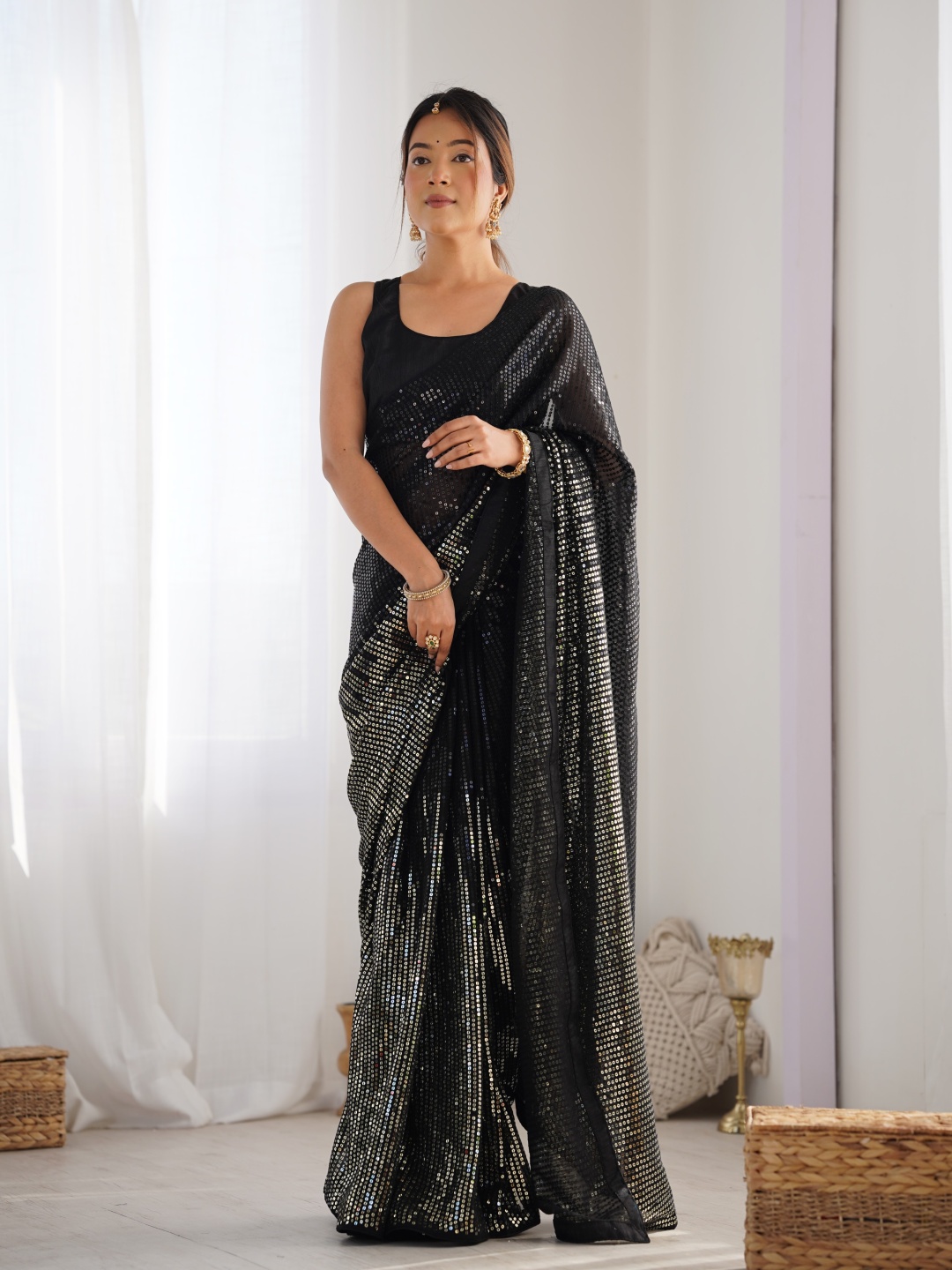 

DWIZA ENTERPRISE Embellished Sequinned Pure Georgette Saree, Black