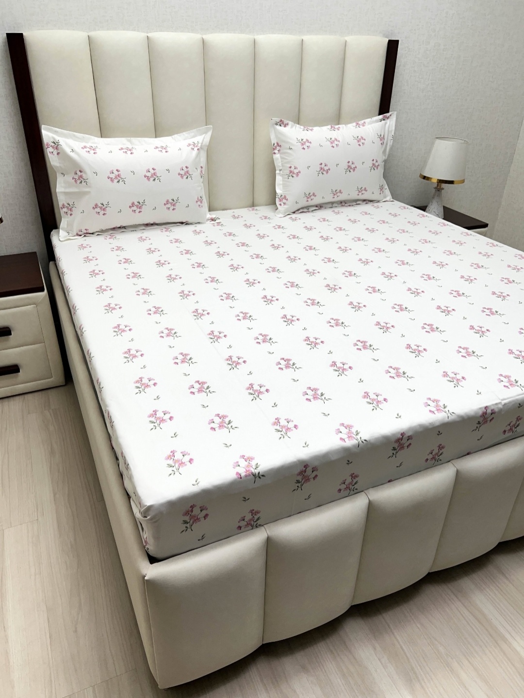 

Pure Decor White & Pink Floral Queen Bedsheet with 2 Pillow Covers