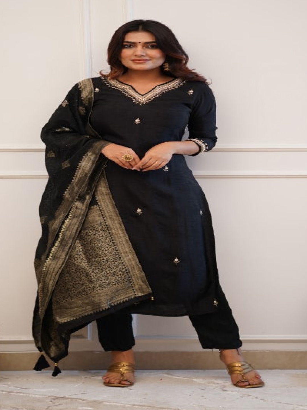 

KALINI Floral Embroidered Sequinned Kurta With Trousers And Dupatta, Black