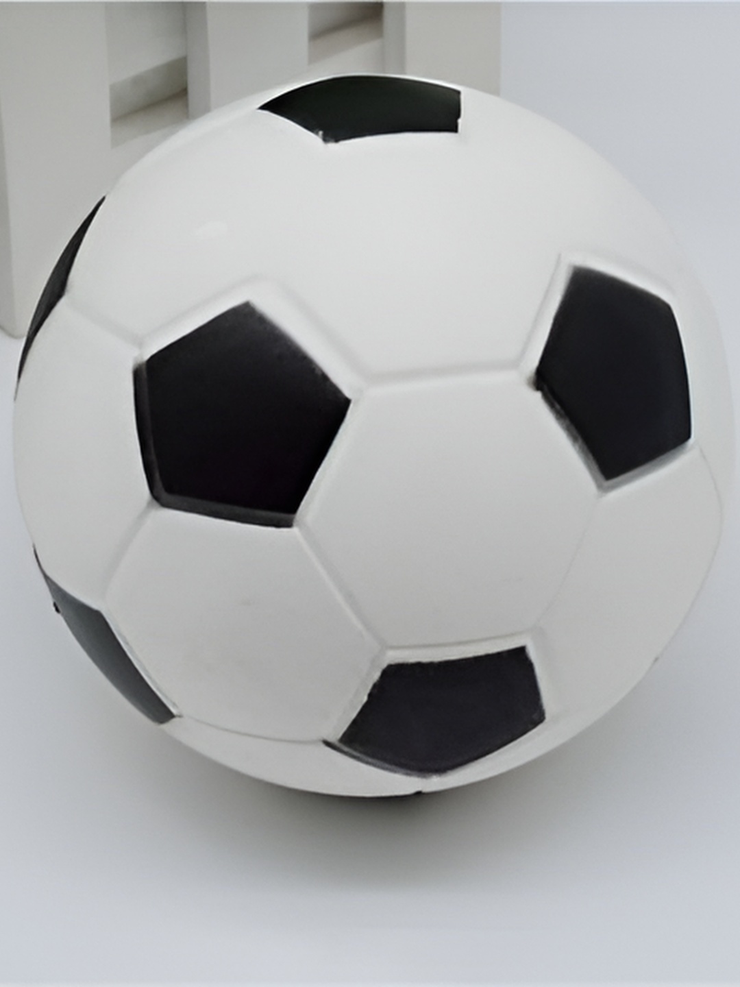 

HackerX Pebble Trainy Sports Football, White