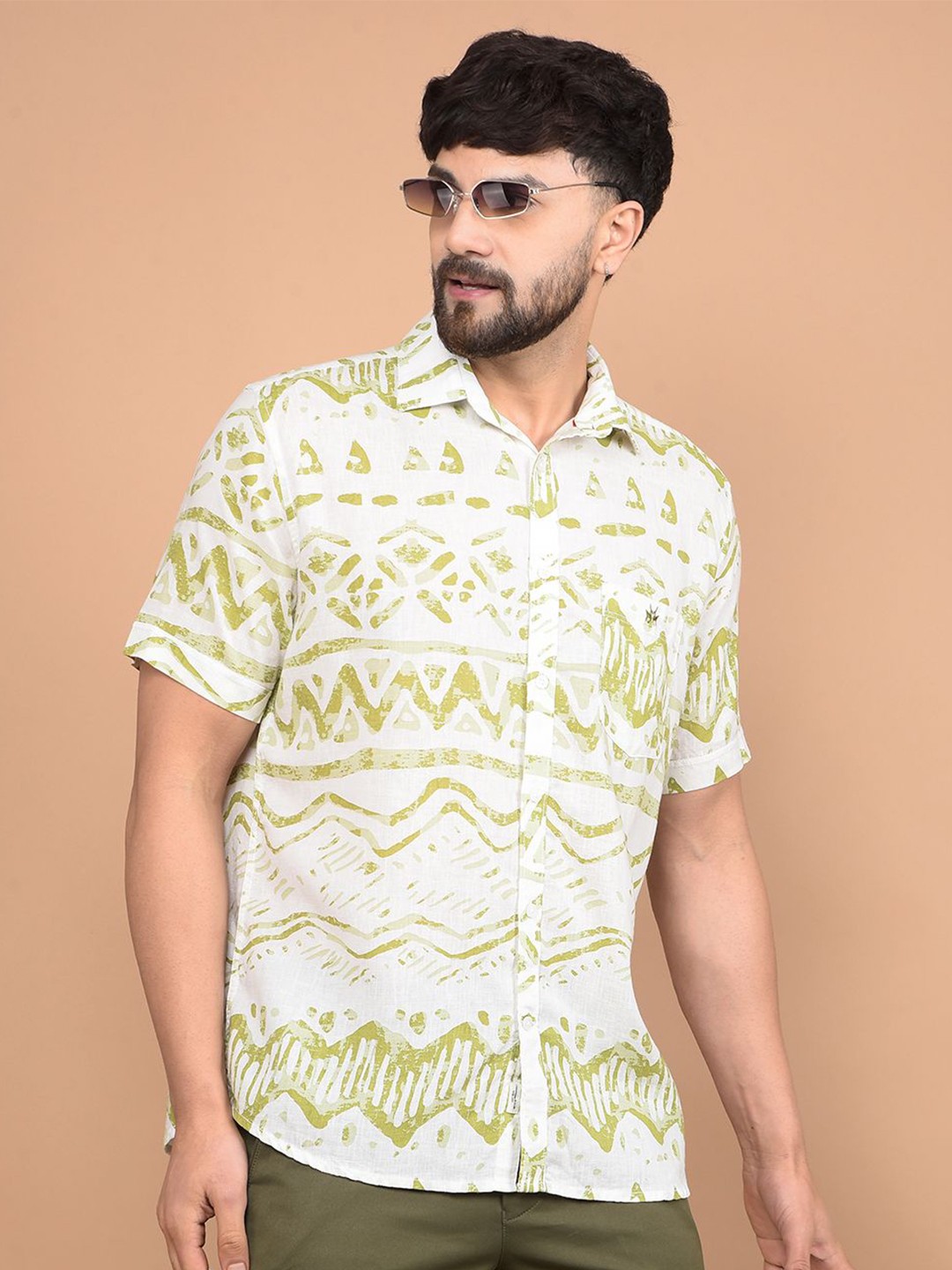 

Crimsoune Club Men Premium Slim Fit Spread Collar Abstract Printed Cotton Casual Shirt, White